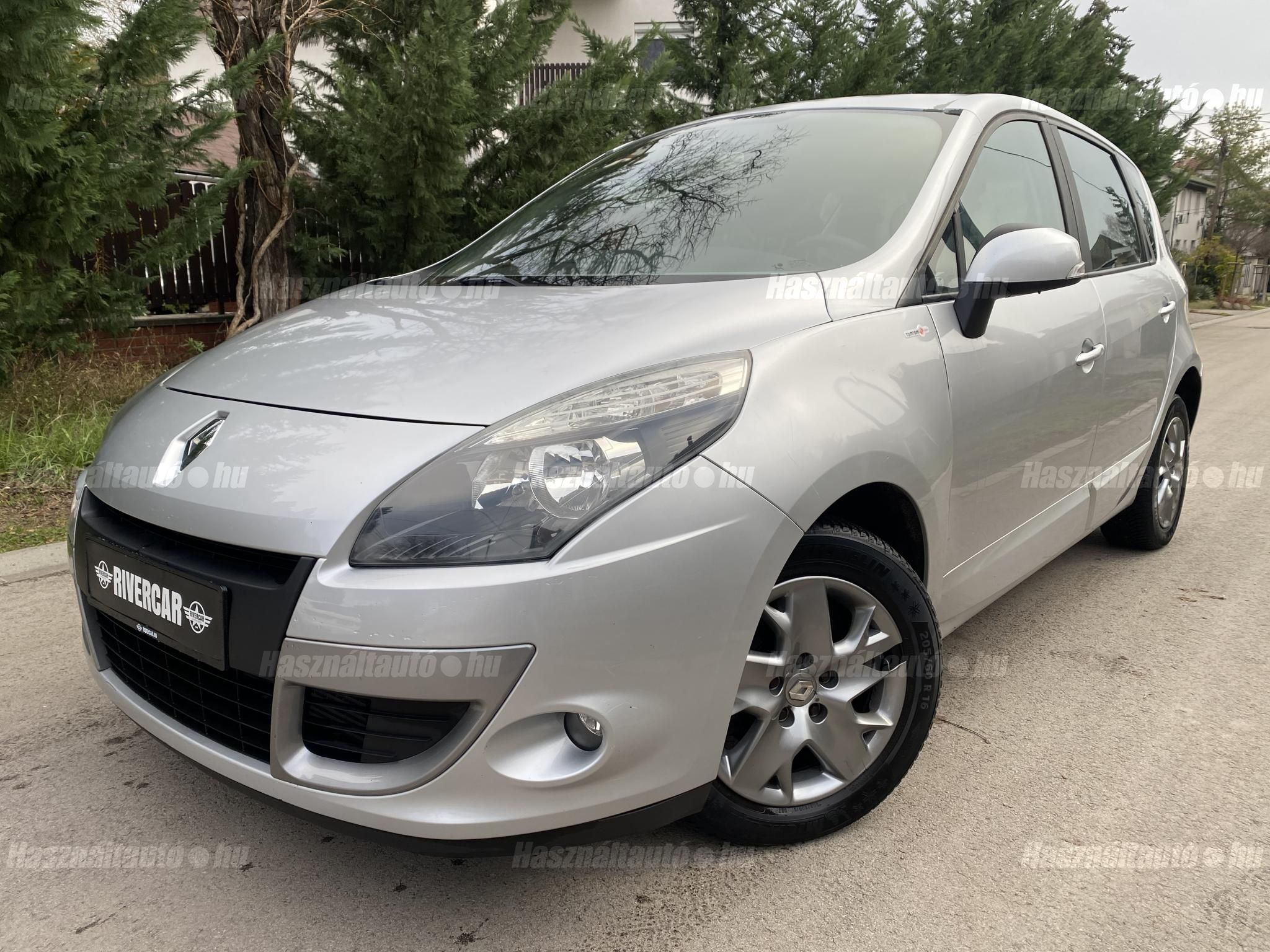 RENAULT SCENIC 2011/6 - 1
