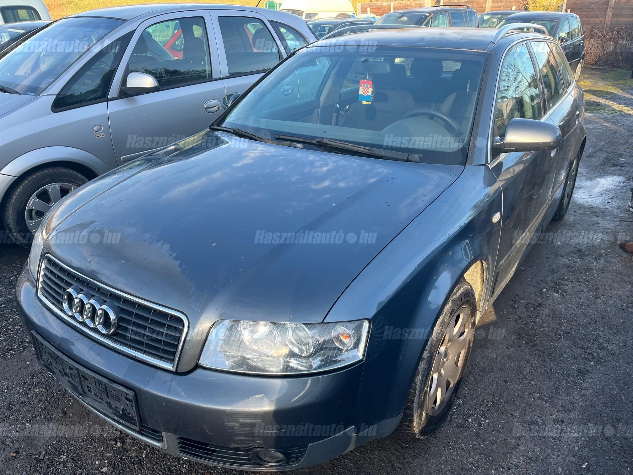 AUDI A4 2002/10 - 1