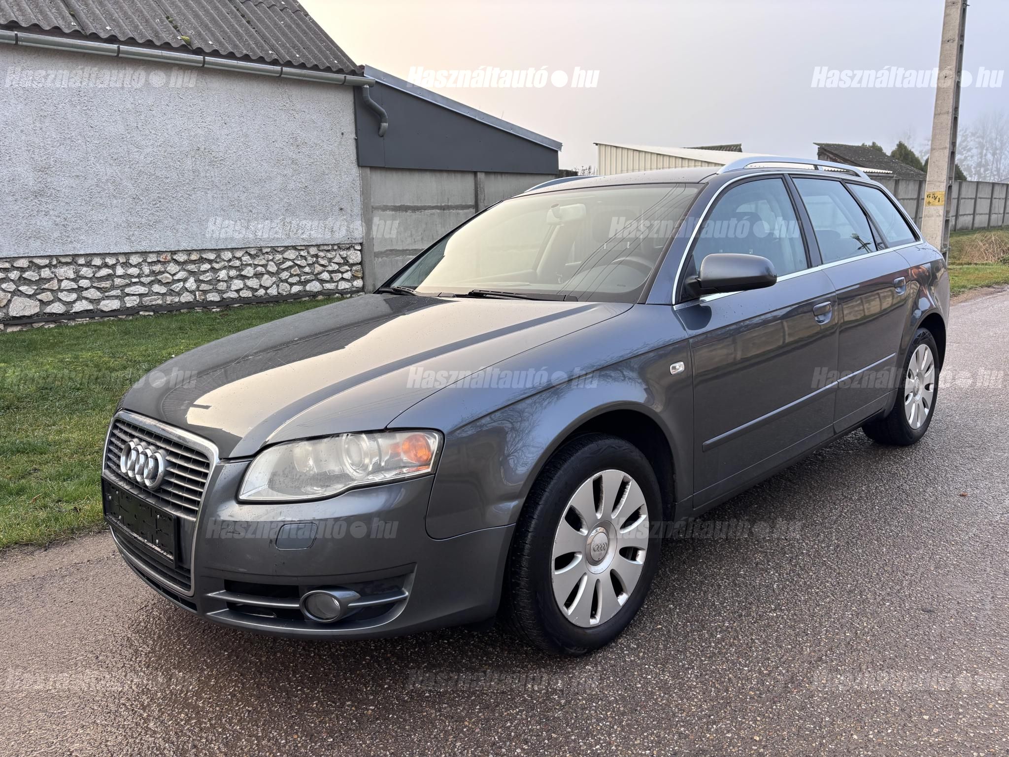 AUDI A4 2005 - 1