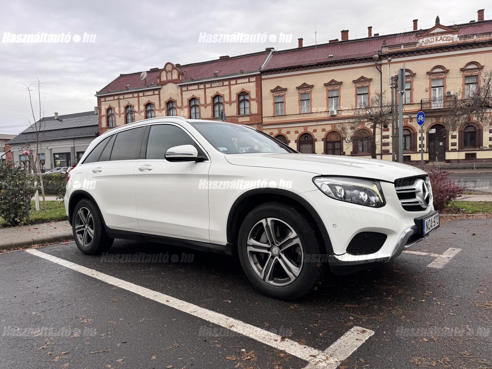 MERCEDES-BENZ GLC 250 2016/4 - 1