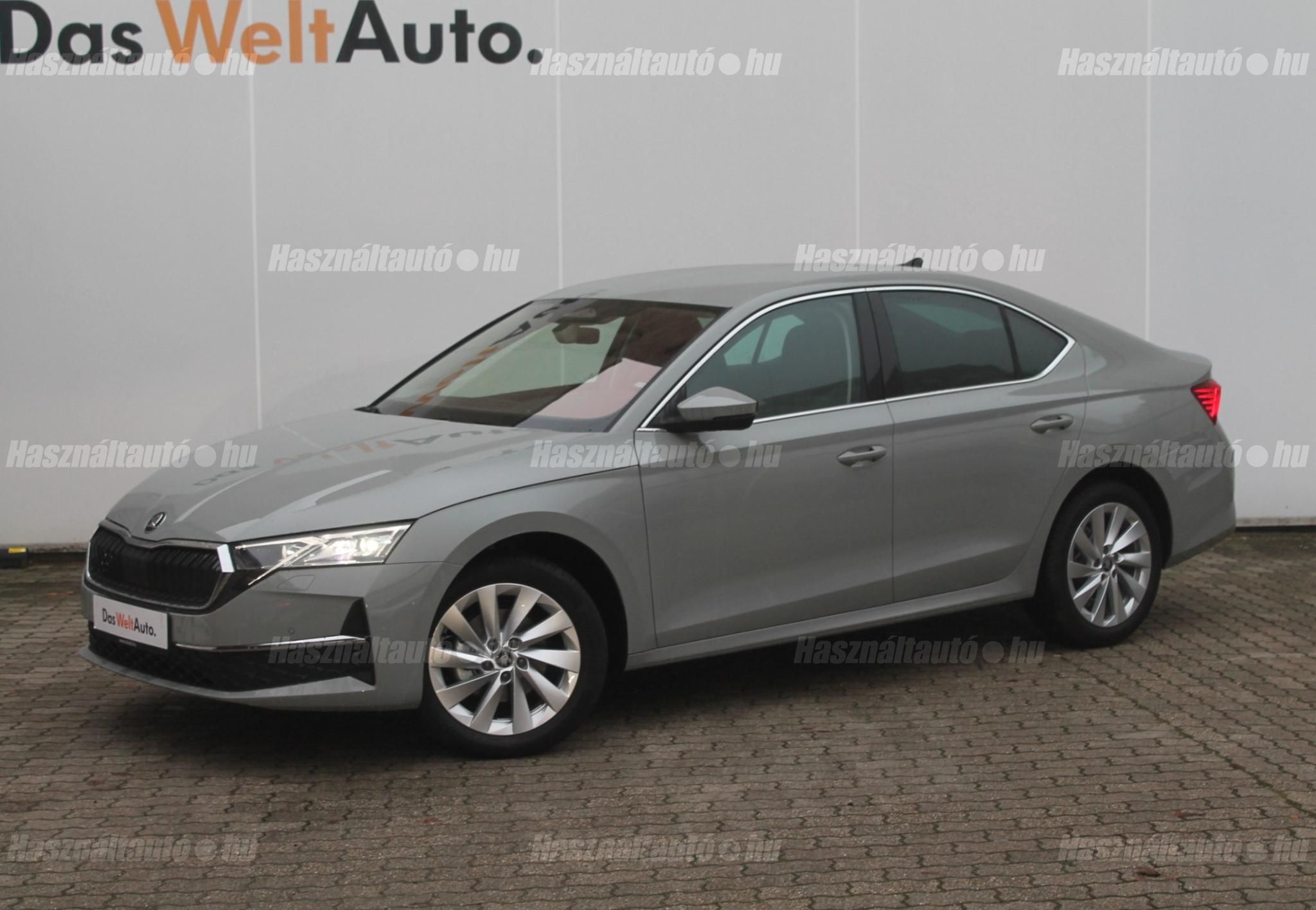 SKODA OCTAVIA 2025/11 - 1