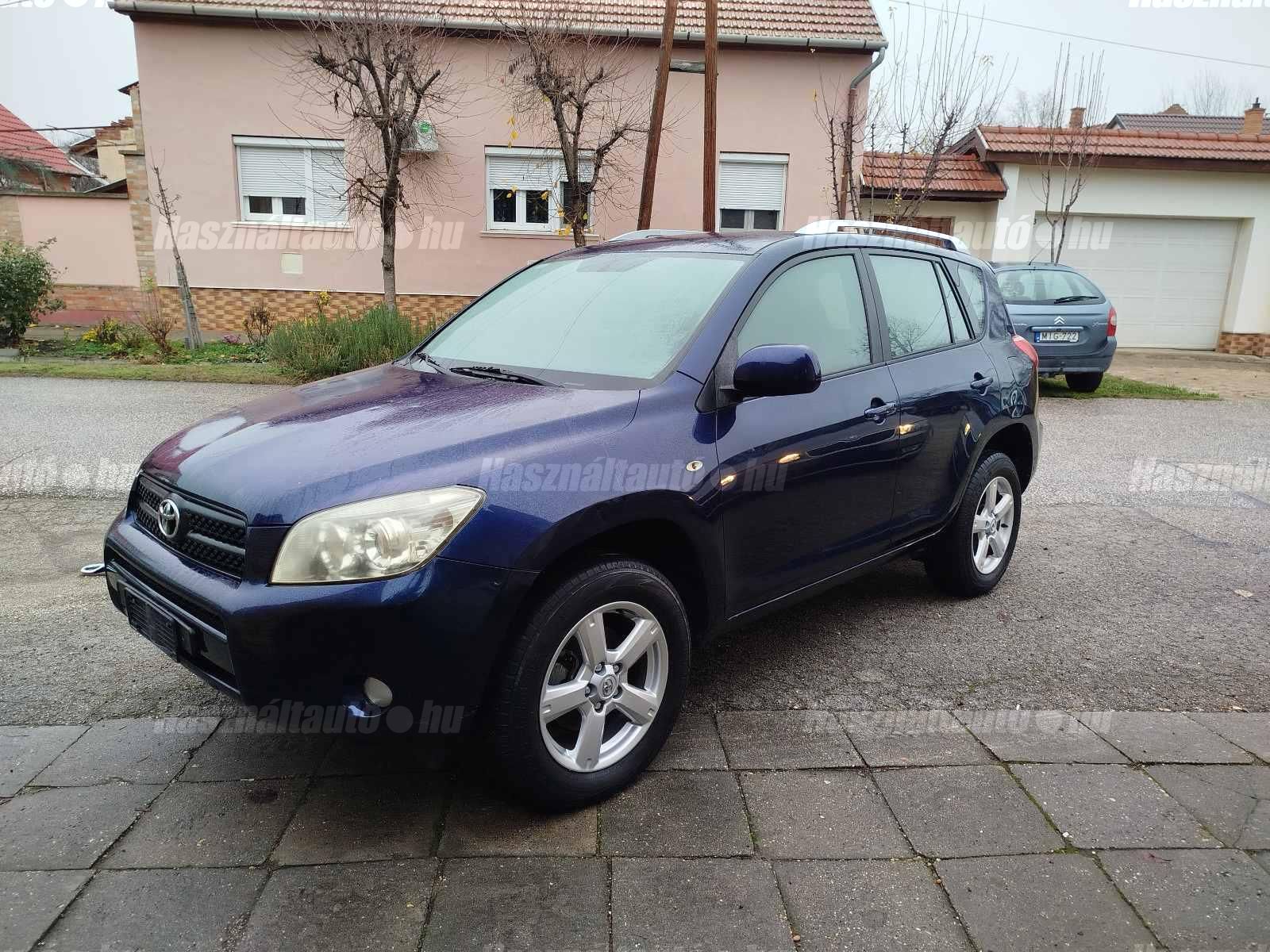 TOYOTA RAV 4 2004/7 - 1