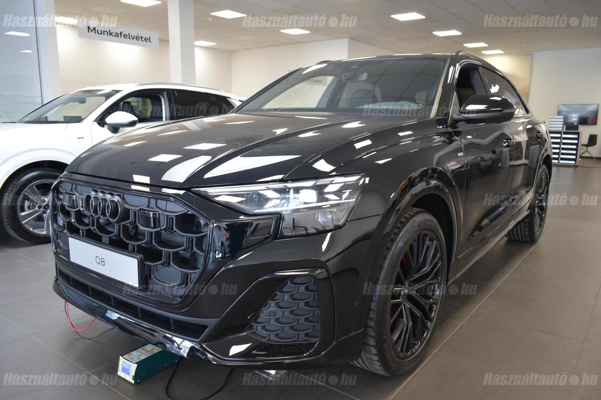 AUDI Q8 2025 - 1