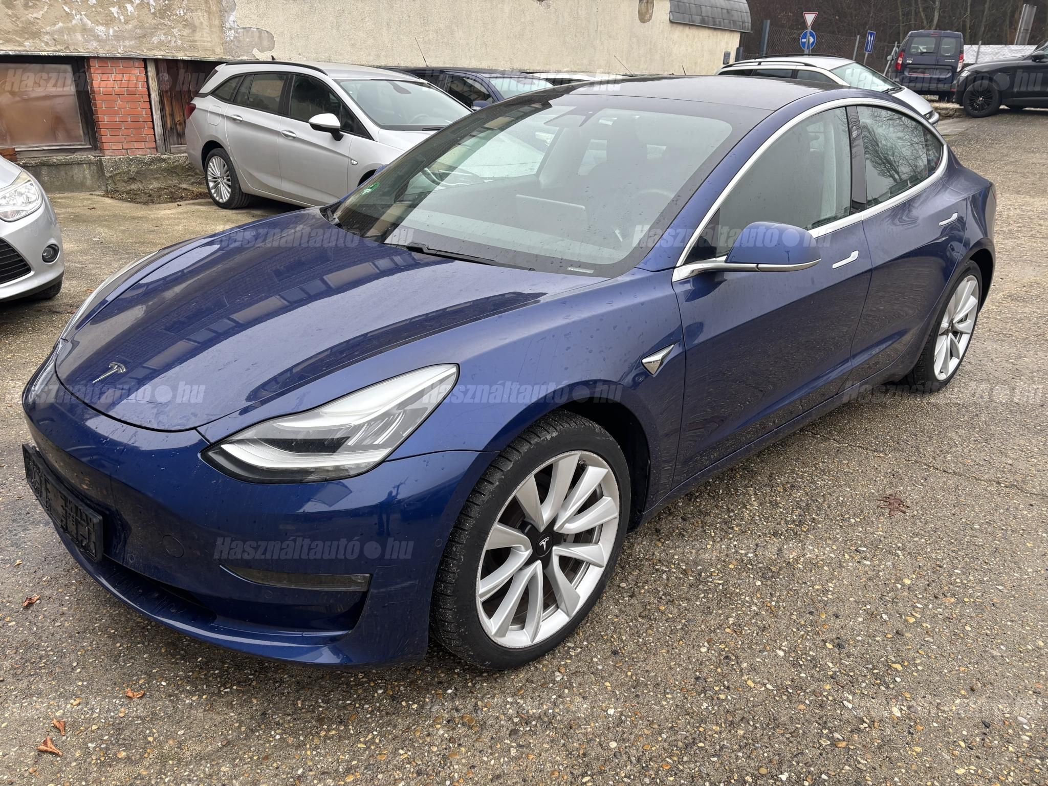 TESLA MODEL 3 2020/8 - 1