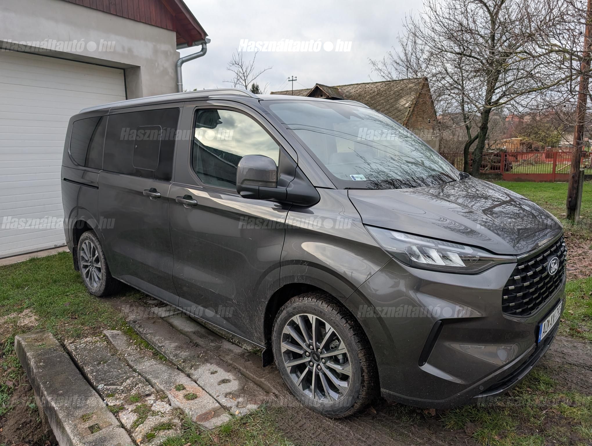 FORD TOURNEO 2025/4 - 1