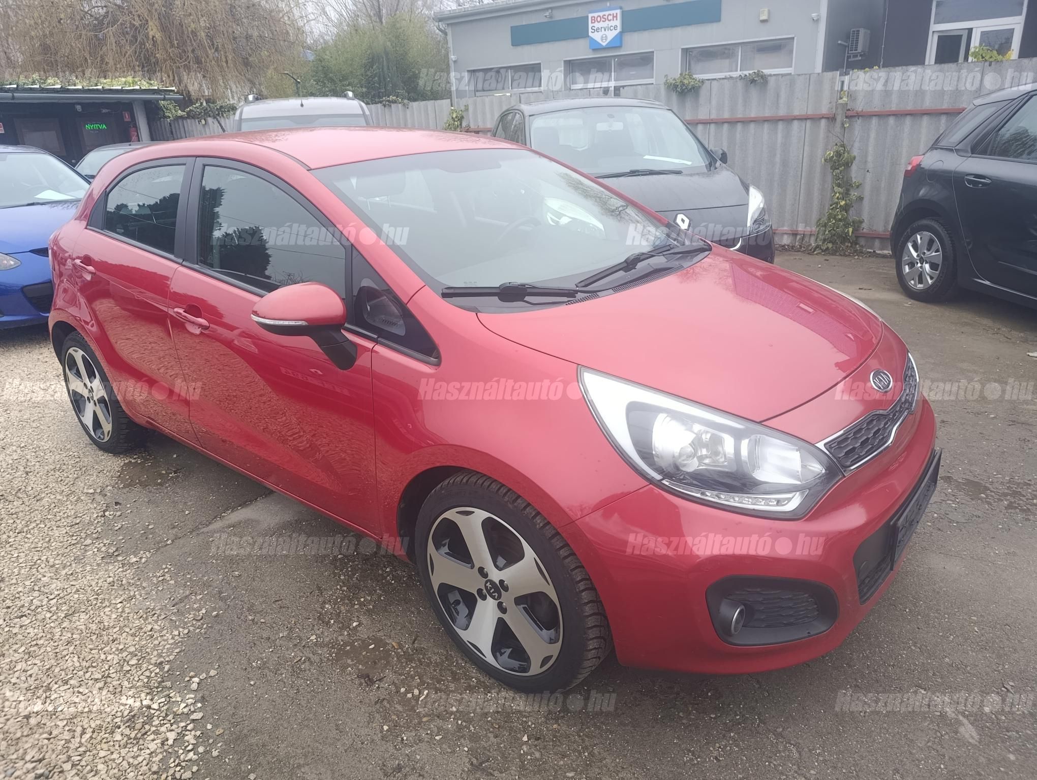 KIA RIO 2012/7 - 1