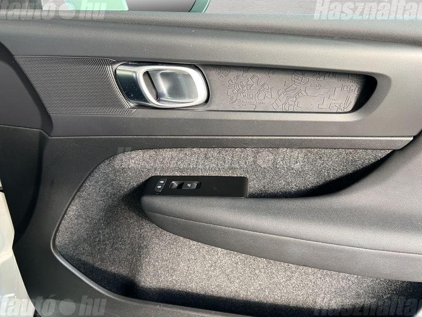 VOLVO XC40 2022 - 1