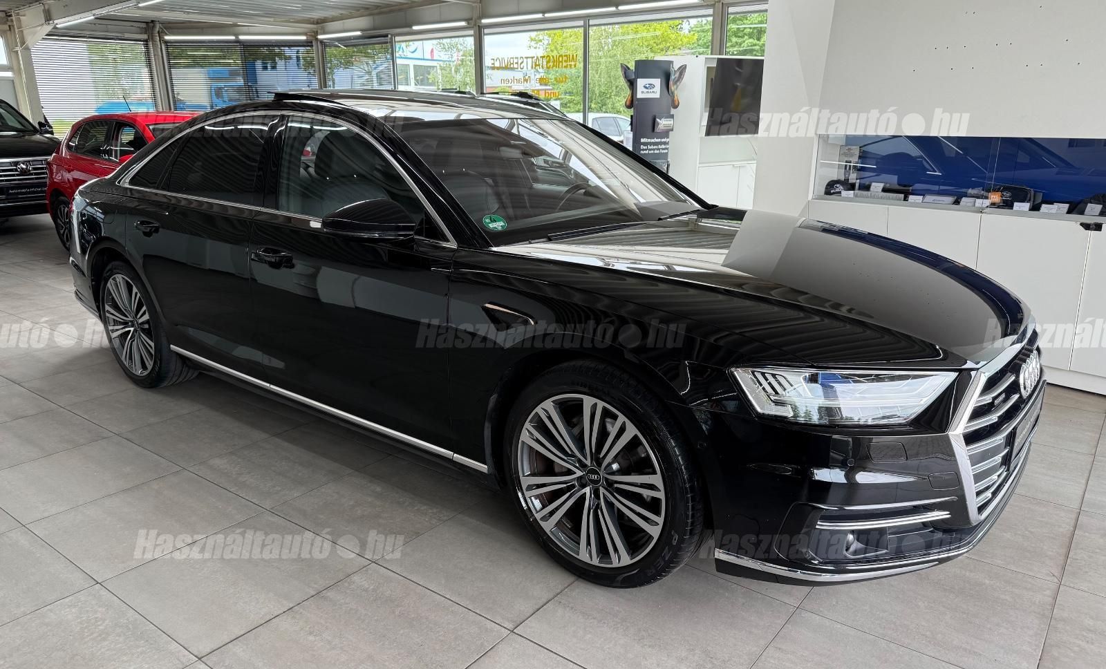 AUDI A8 2022 - 1