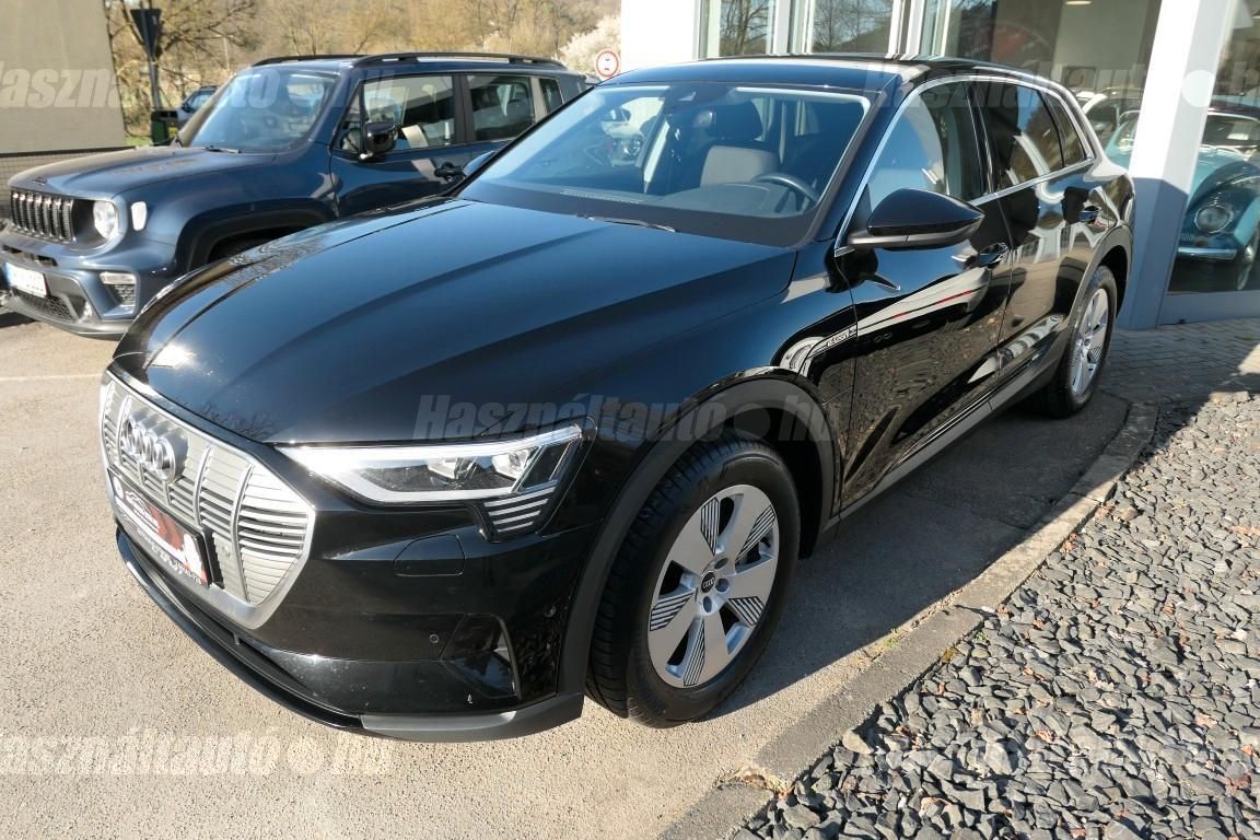 AUDI E-TRON 2021 - 1