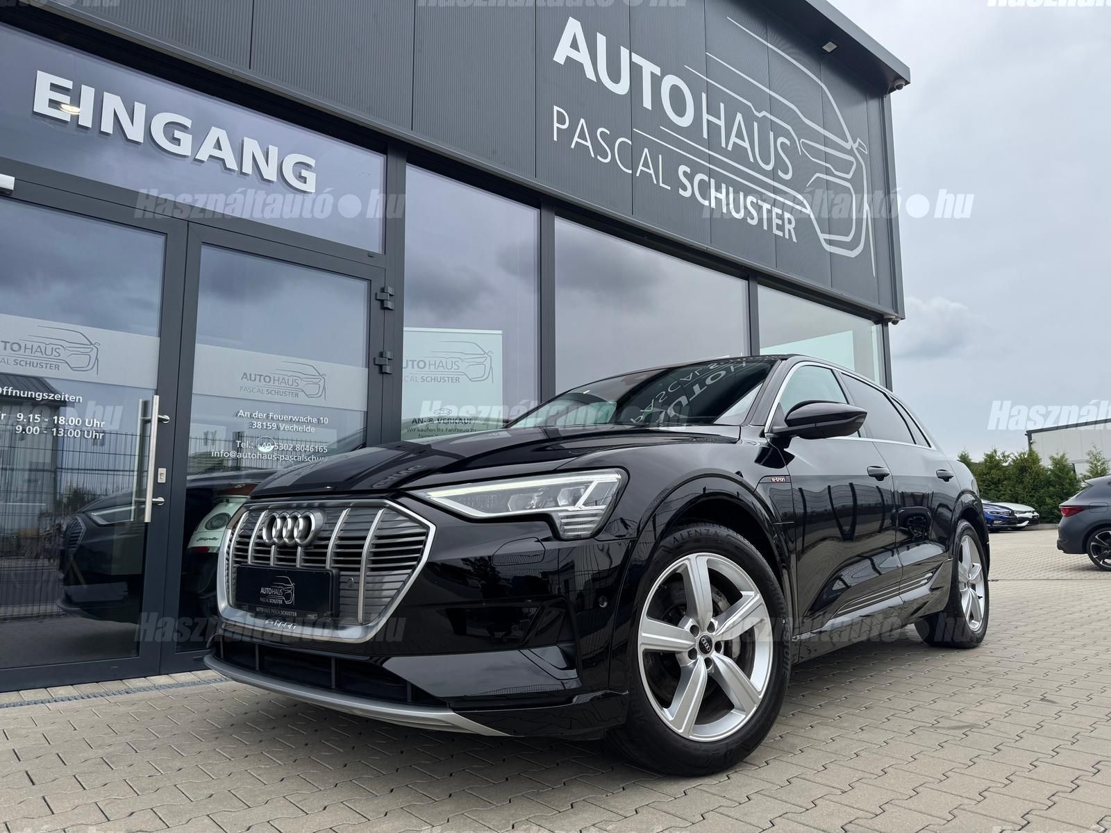AUDI E-TRON 2022 - 1