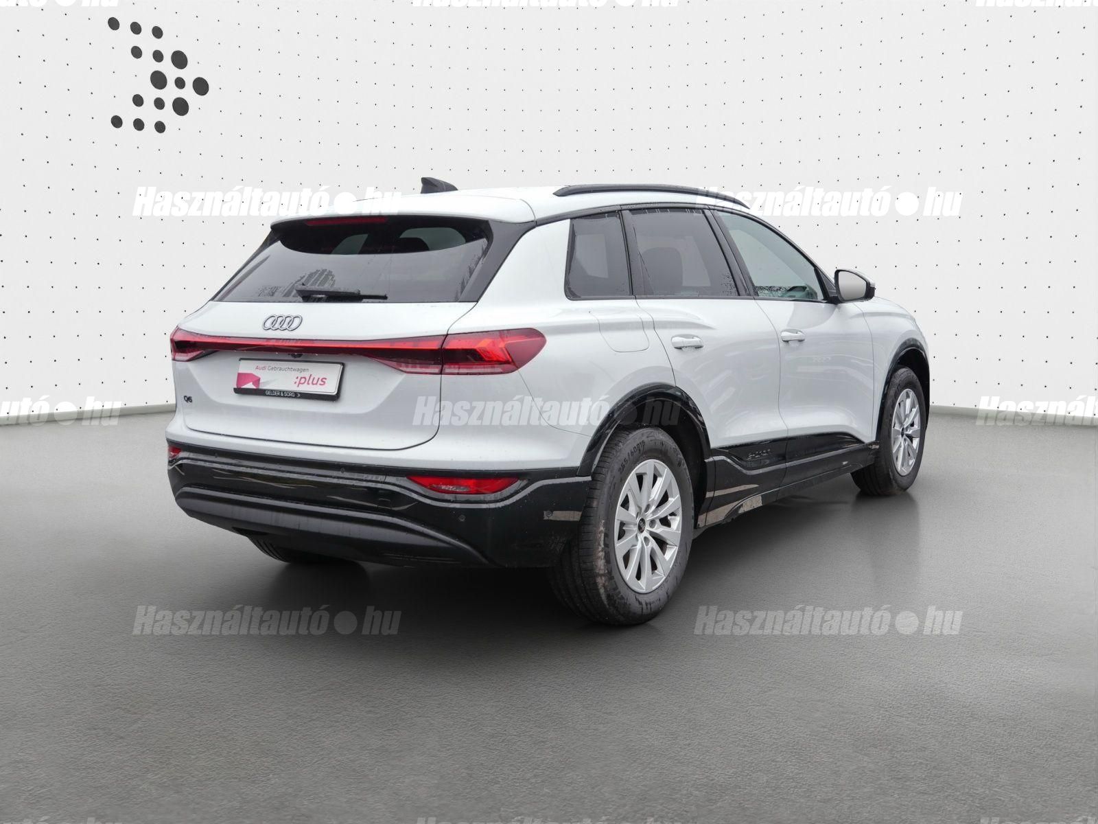 AUDI Q6 2025 - 1