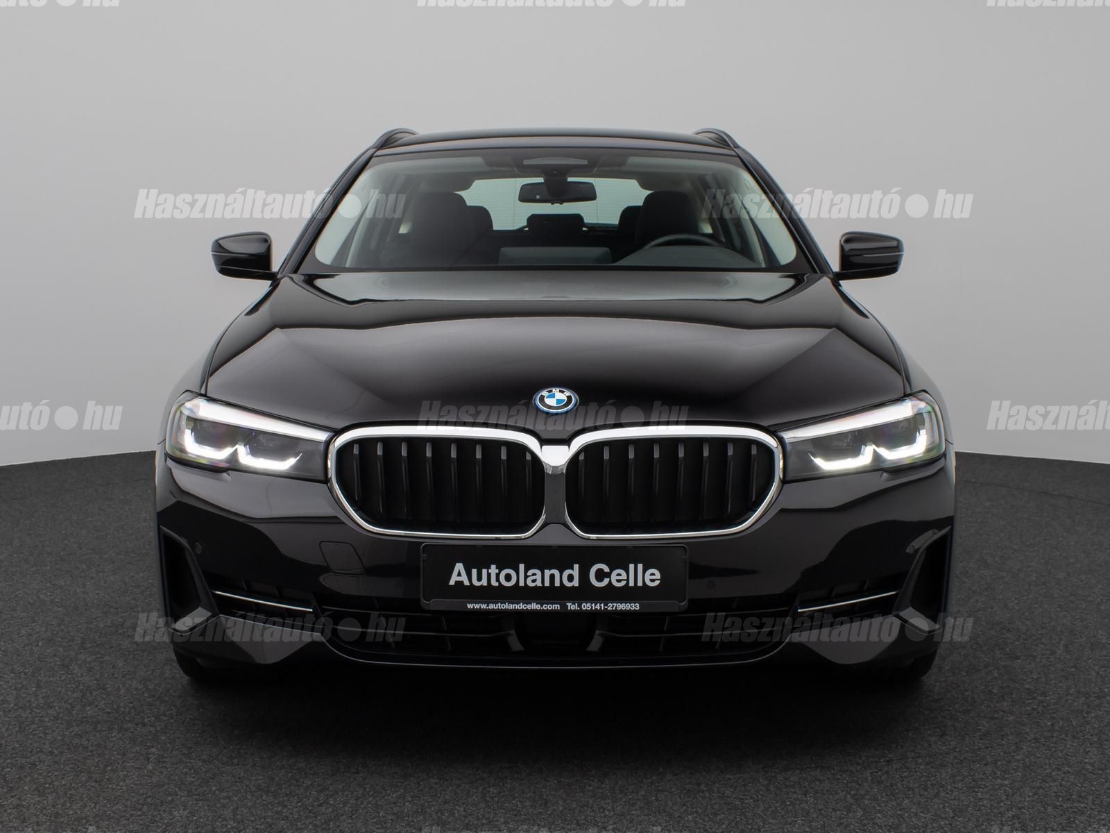 BMW 5-ÖS SOROZAT 2022 - 1