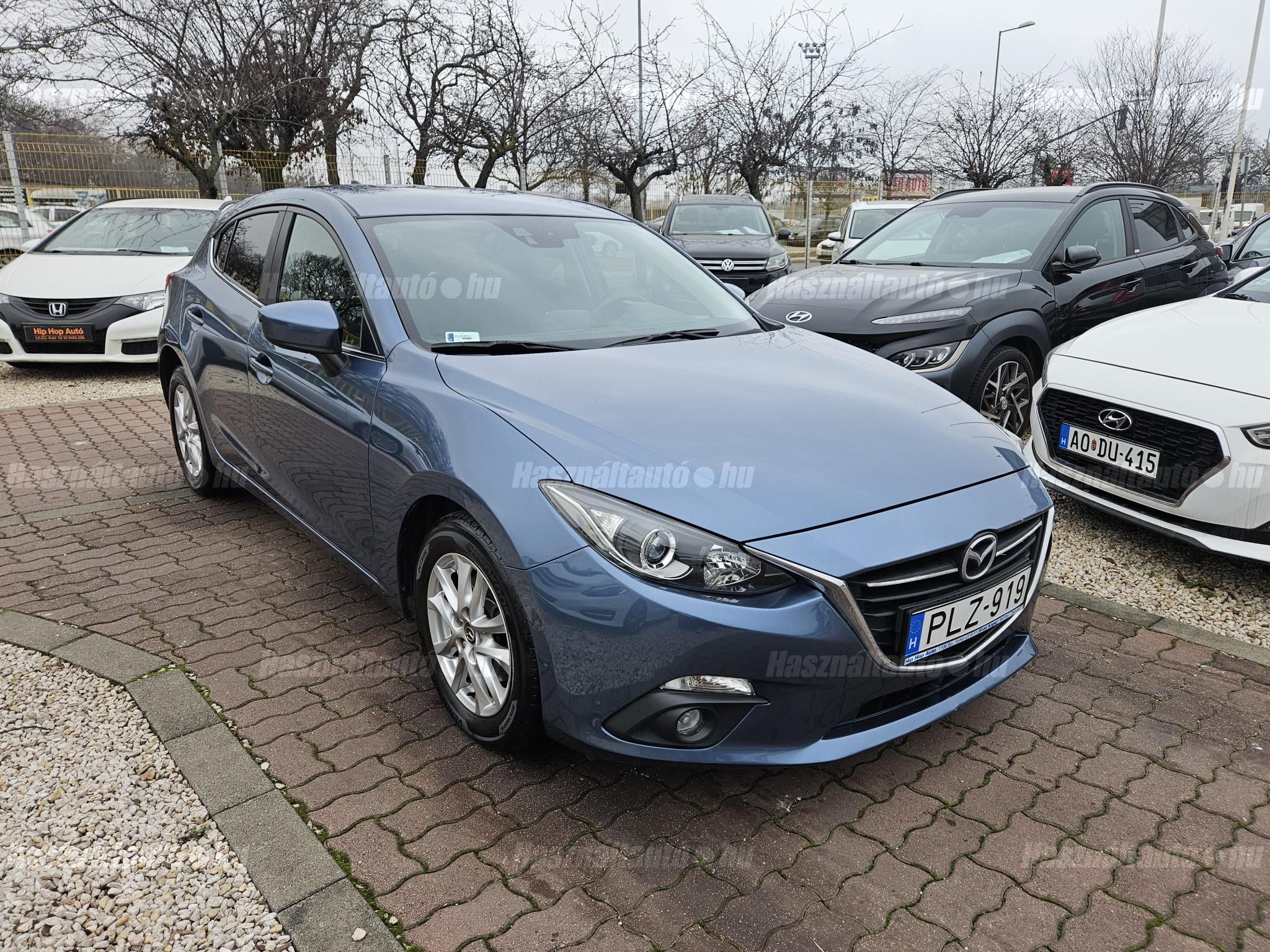 MAZDA 3 2016/8 - 1