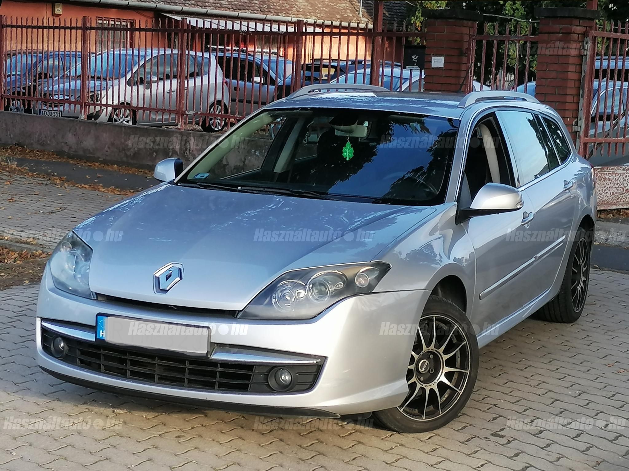 RENAULT LAGUNA 2010/3 - 1