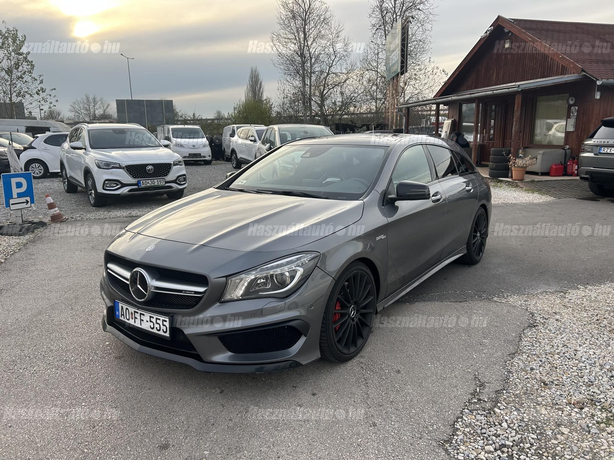 MERCEDES-AMG CLA 2015/6 - 1