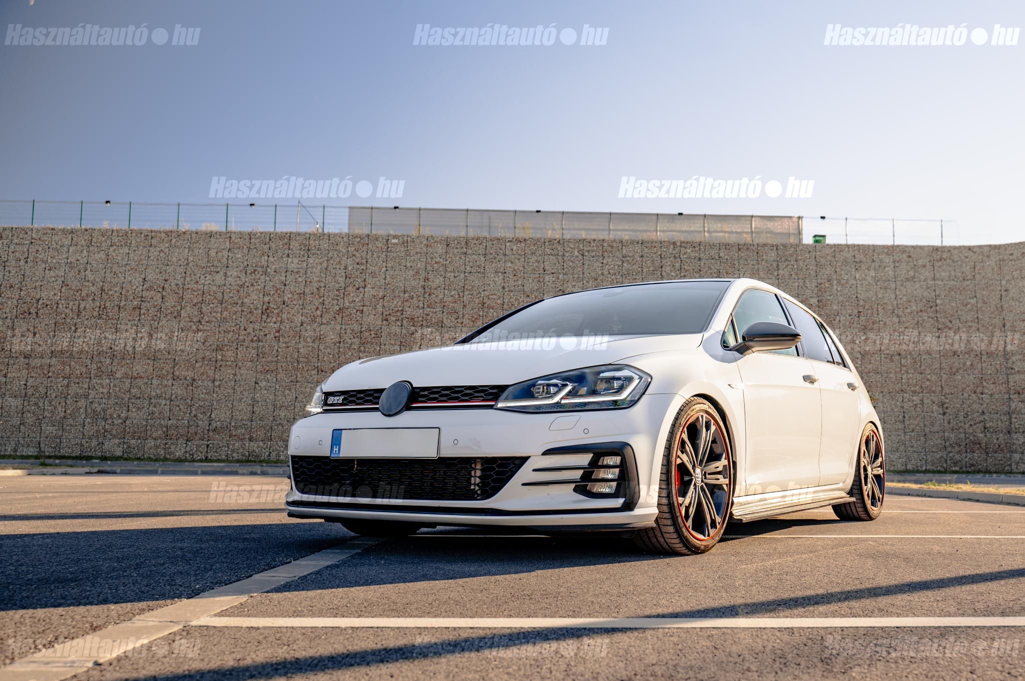VOLKSWAGEN GOLF VII 2020/4 - 1