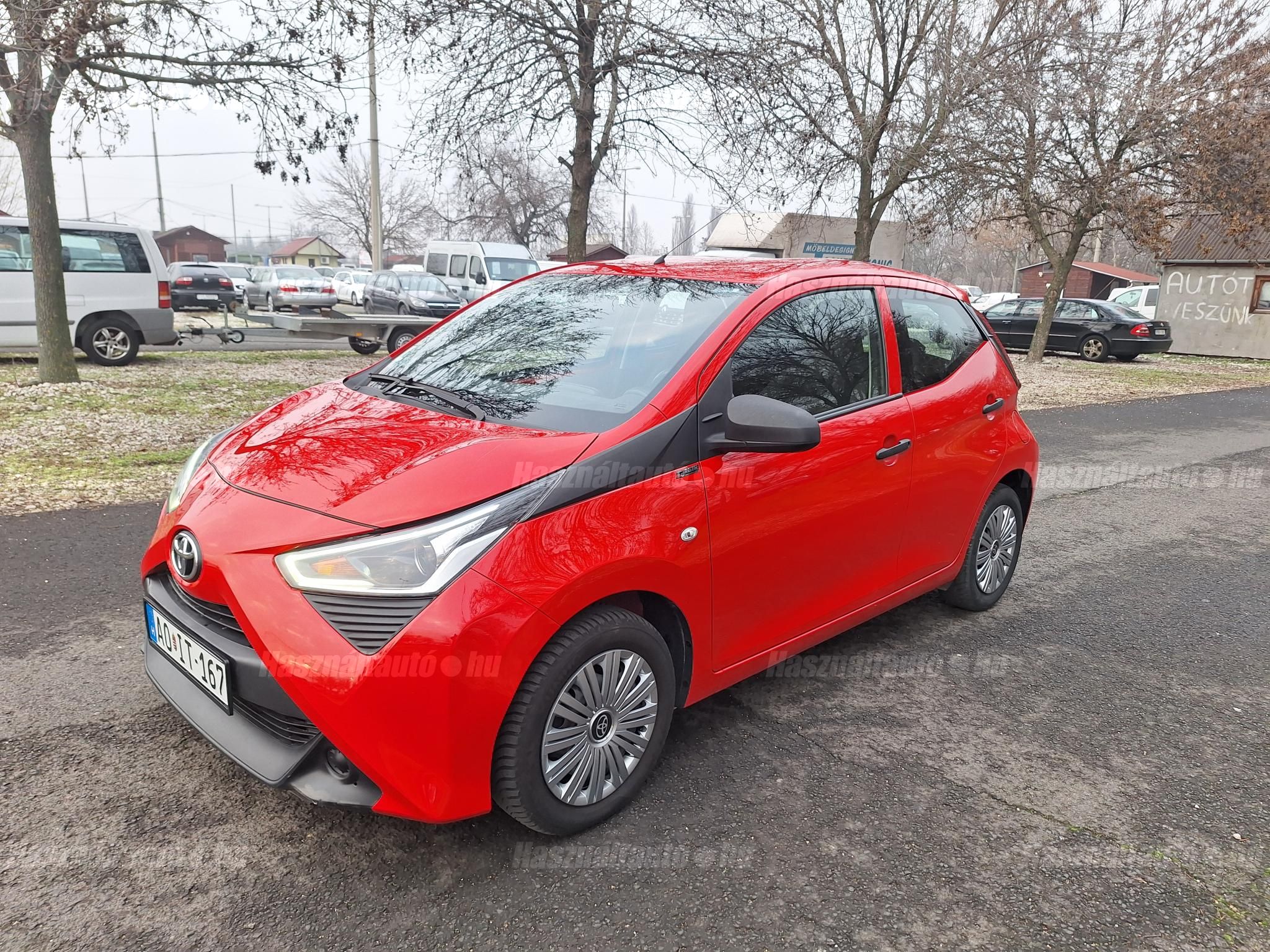 TOYOTA AYGO 2020/4 - 1