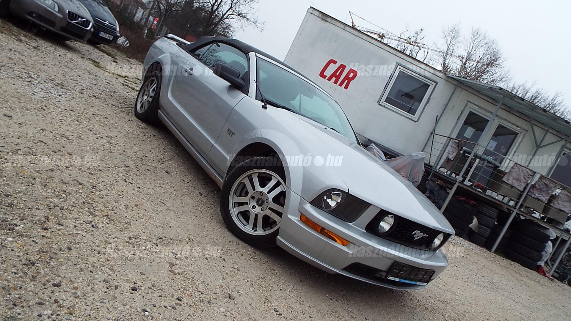 FORD MUSTANG 2005/4 - 1