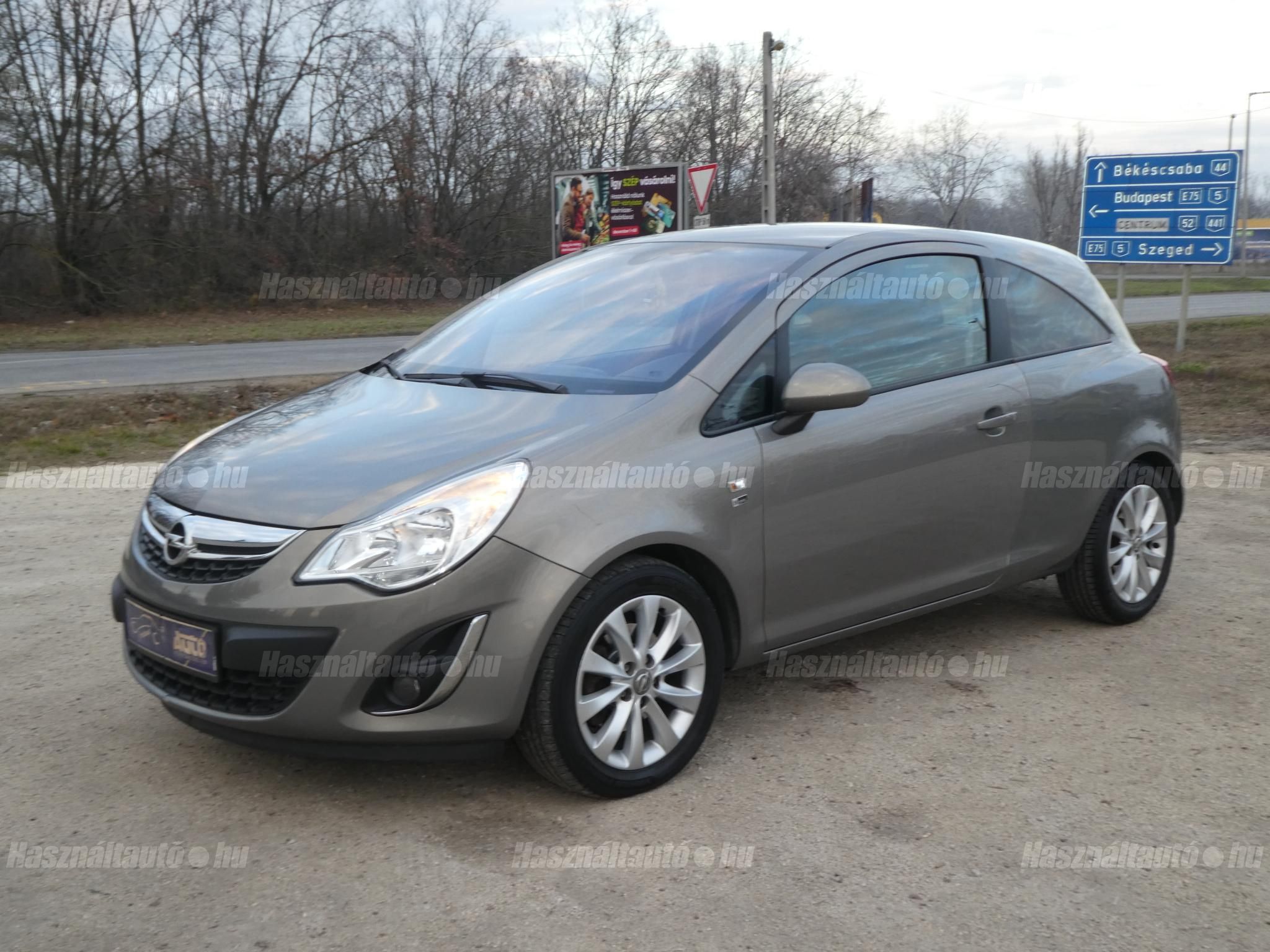 OPEL CORSA D 2012/4 - 1