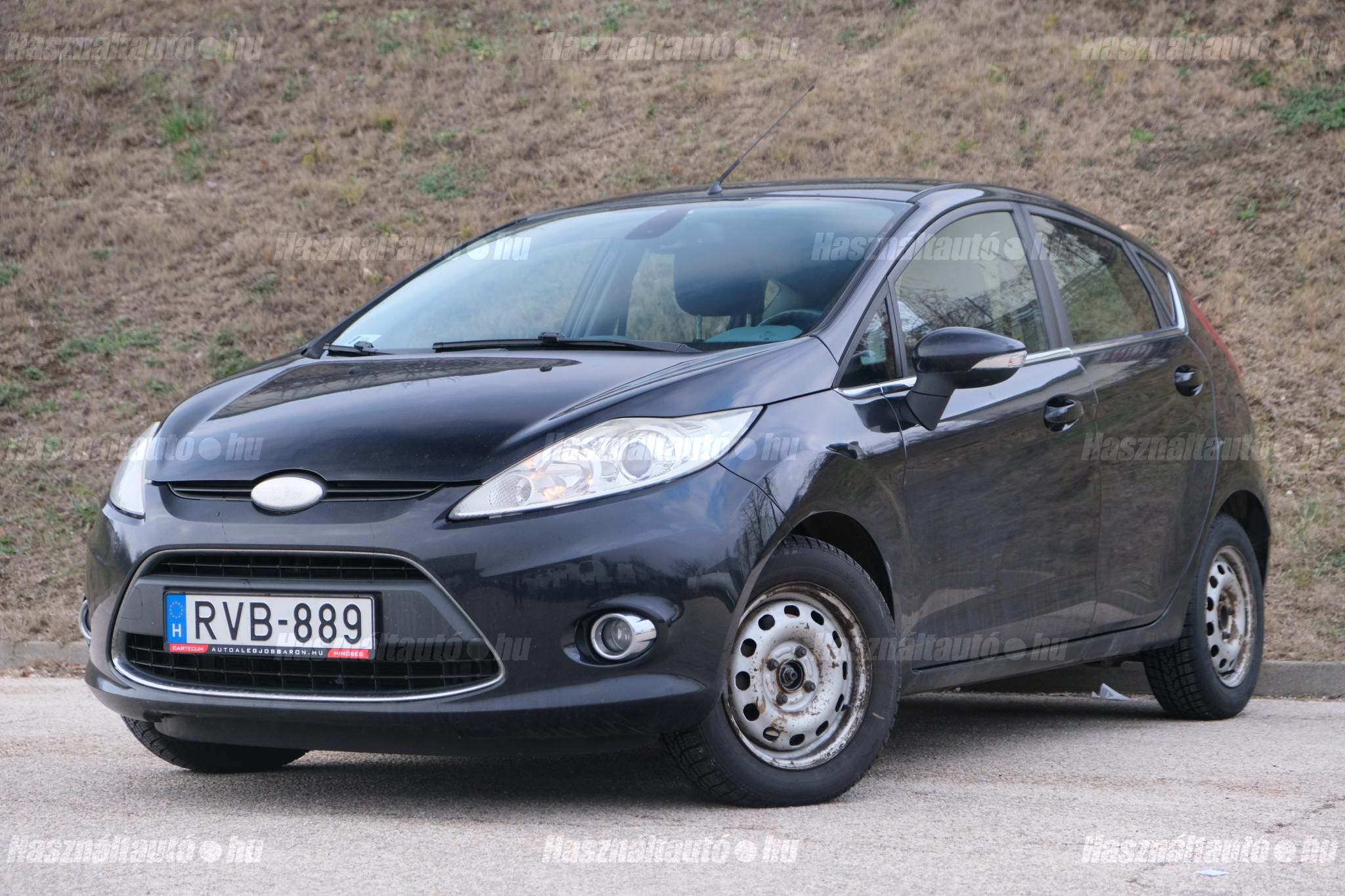 FORD FIESTA 2010/6 - 1