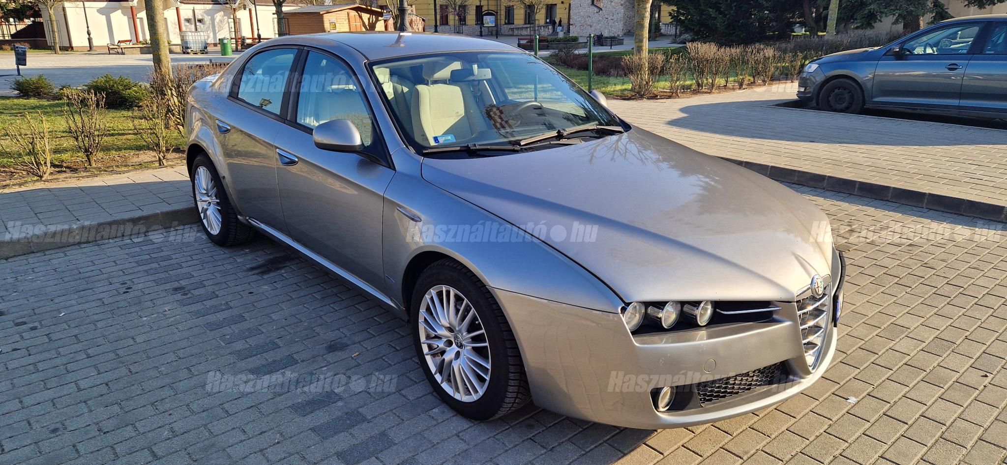 ALFA ROMEO 159 2008/2 - 1