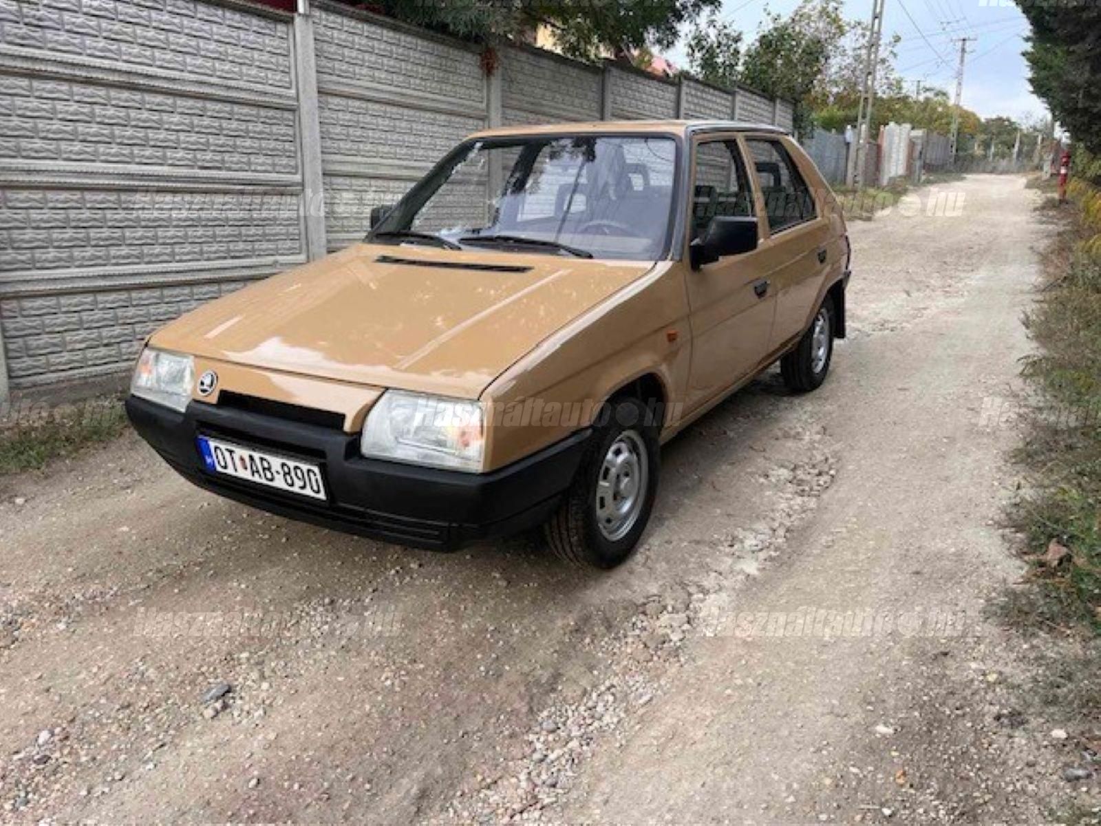 SKODA FAVORIT 1990/9 - 1