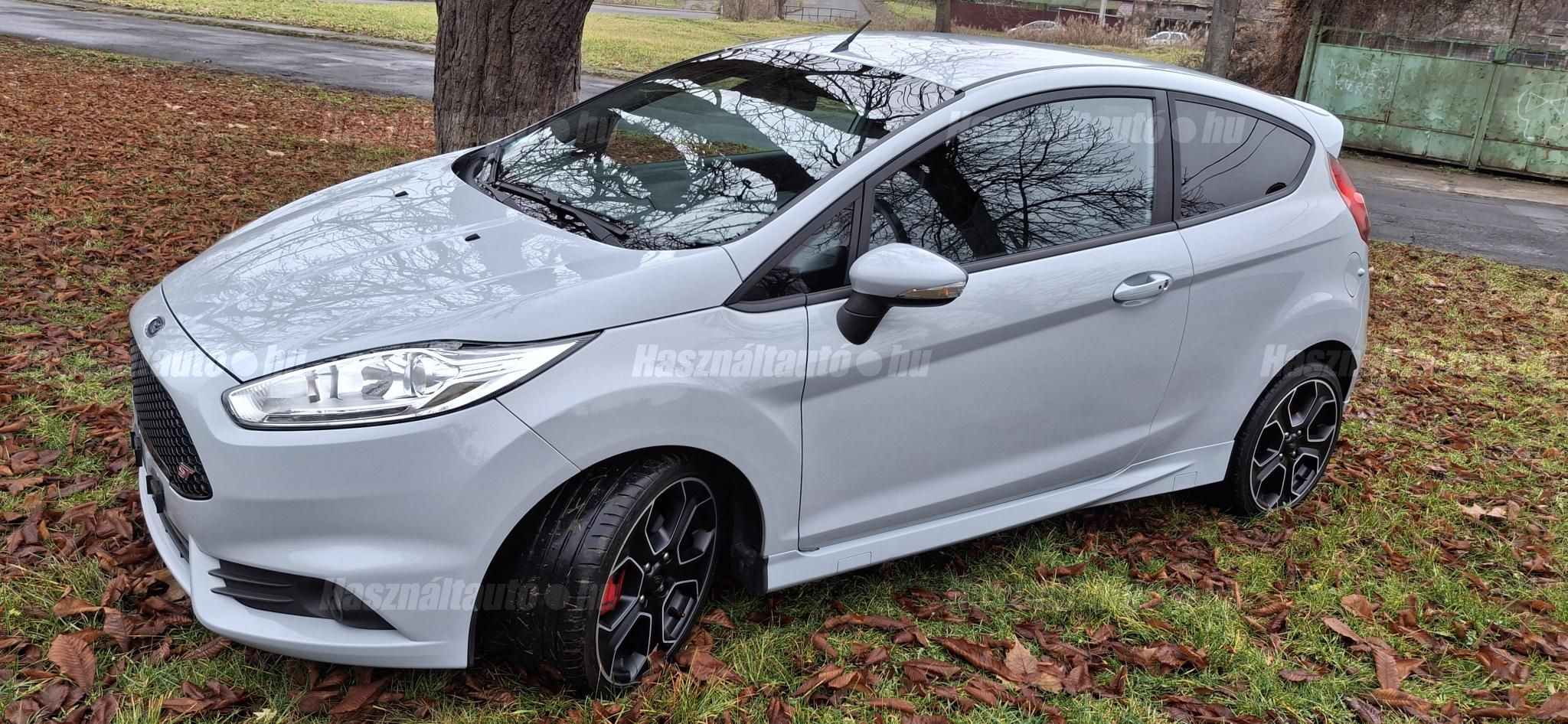 FORD FIESTA 2016/9 - 1