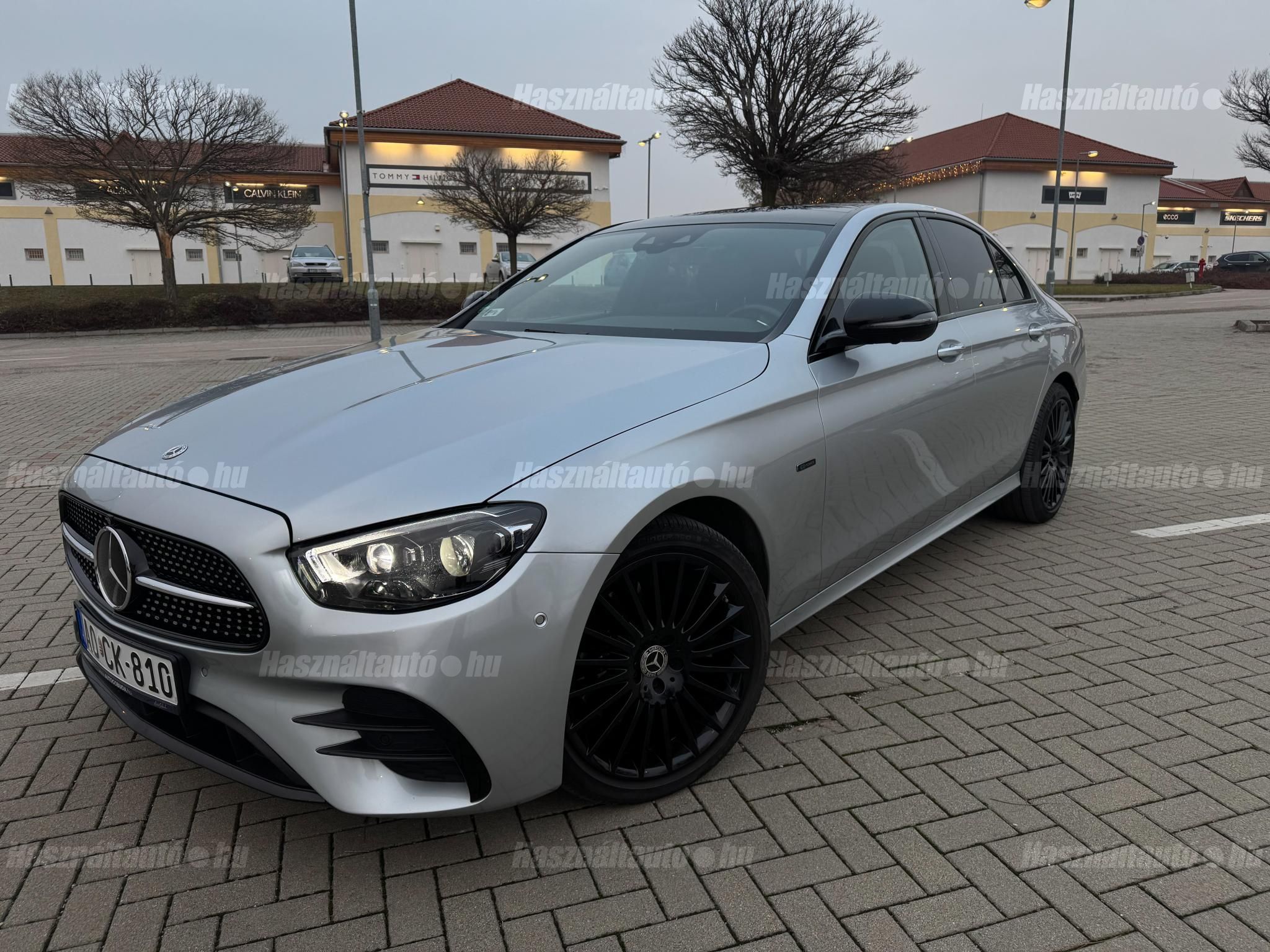 MERCEDES-BENZ E 300 2021/3 - 1