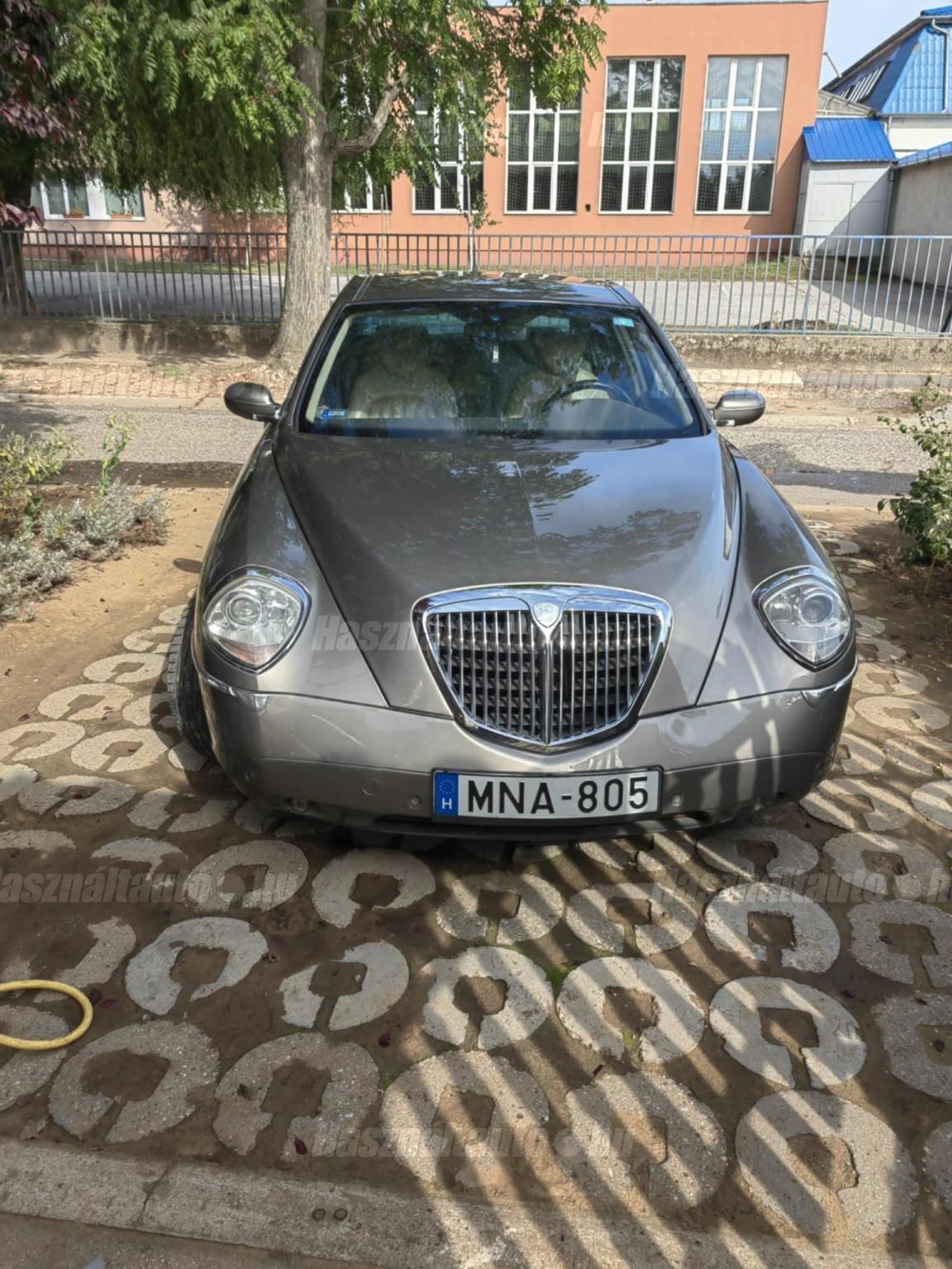 LANCIA THESIS 2005/8 - 1