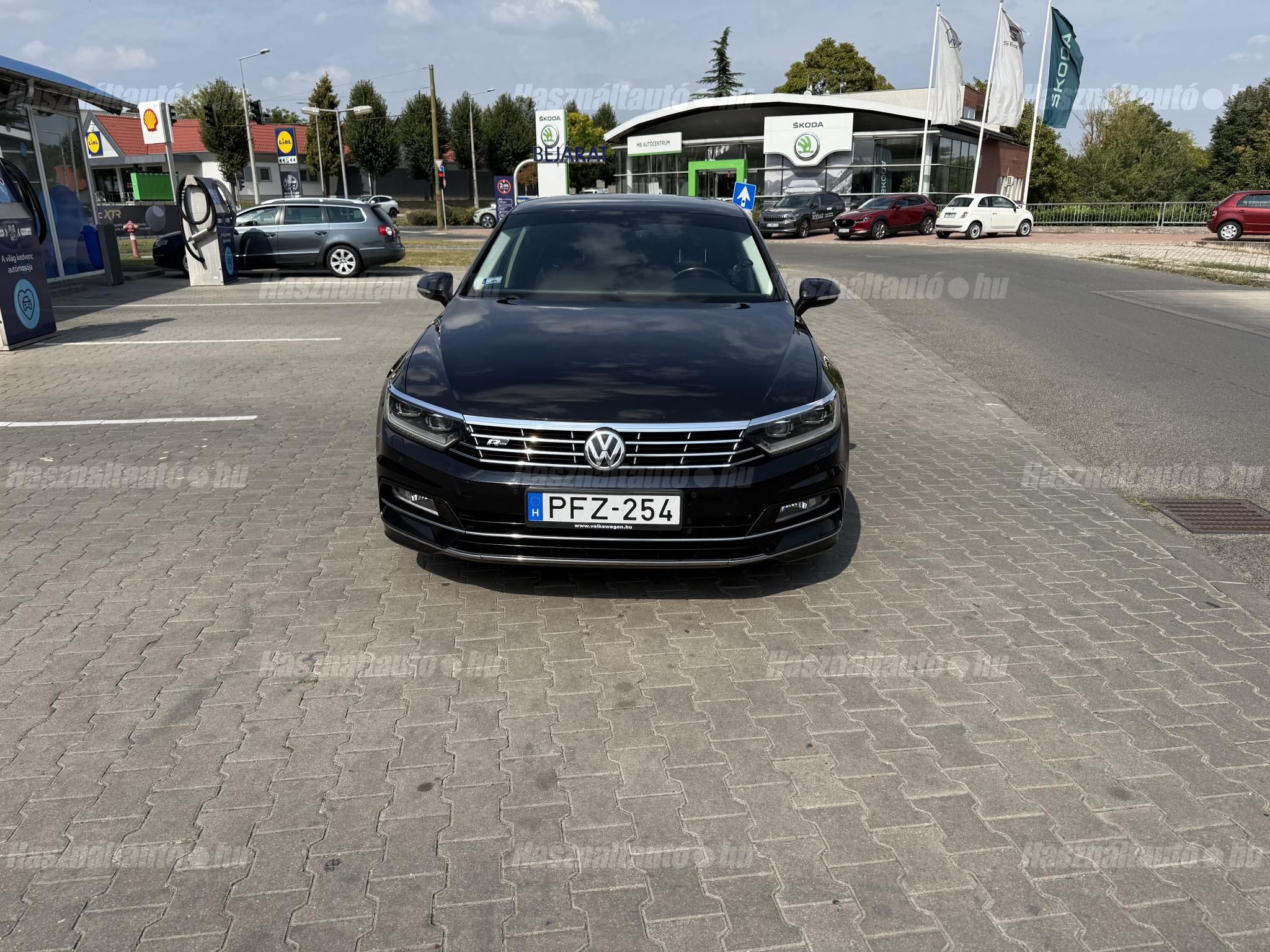 VOLKSWAGEN PASSAT VIII 2017/7 - 1