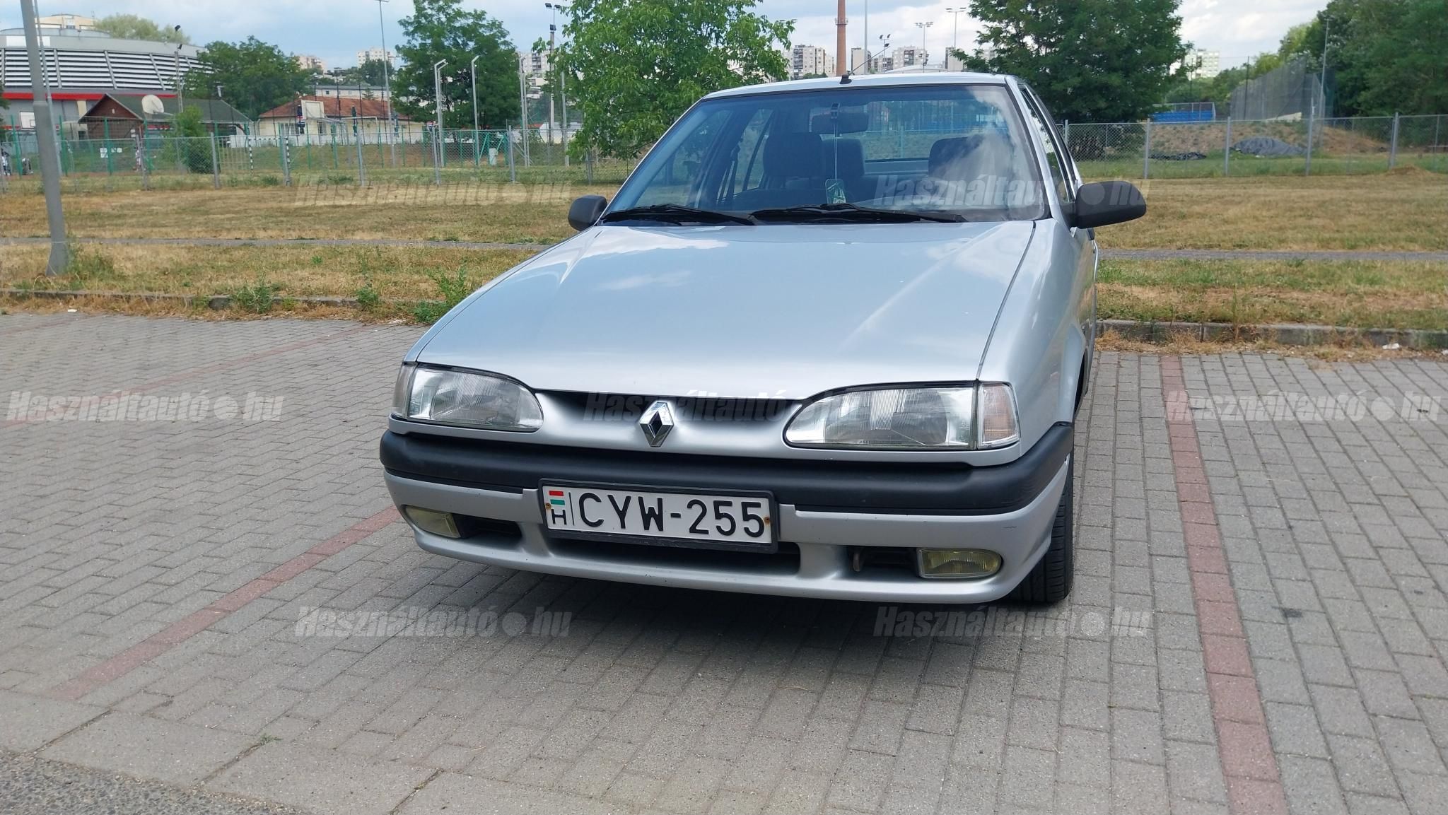 RENAULT R 19 1992/8 - 1