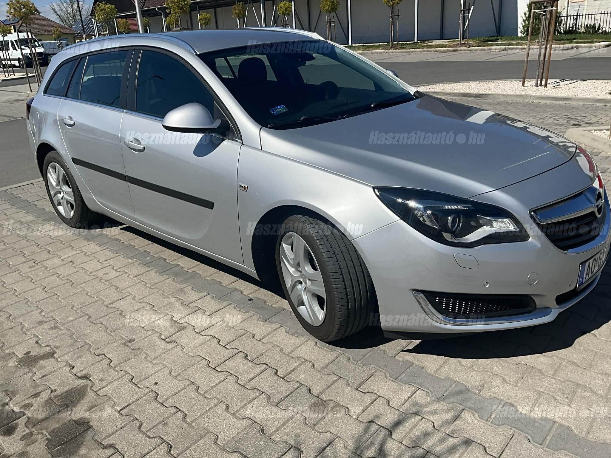 OPEL INSIGNIA 2016/9 - 1