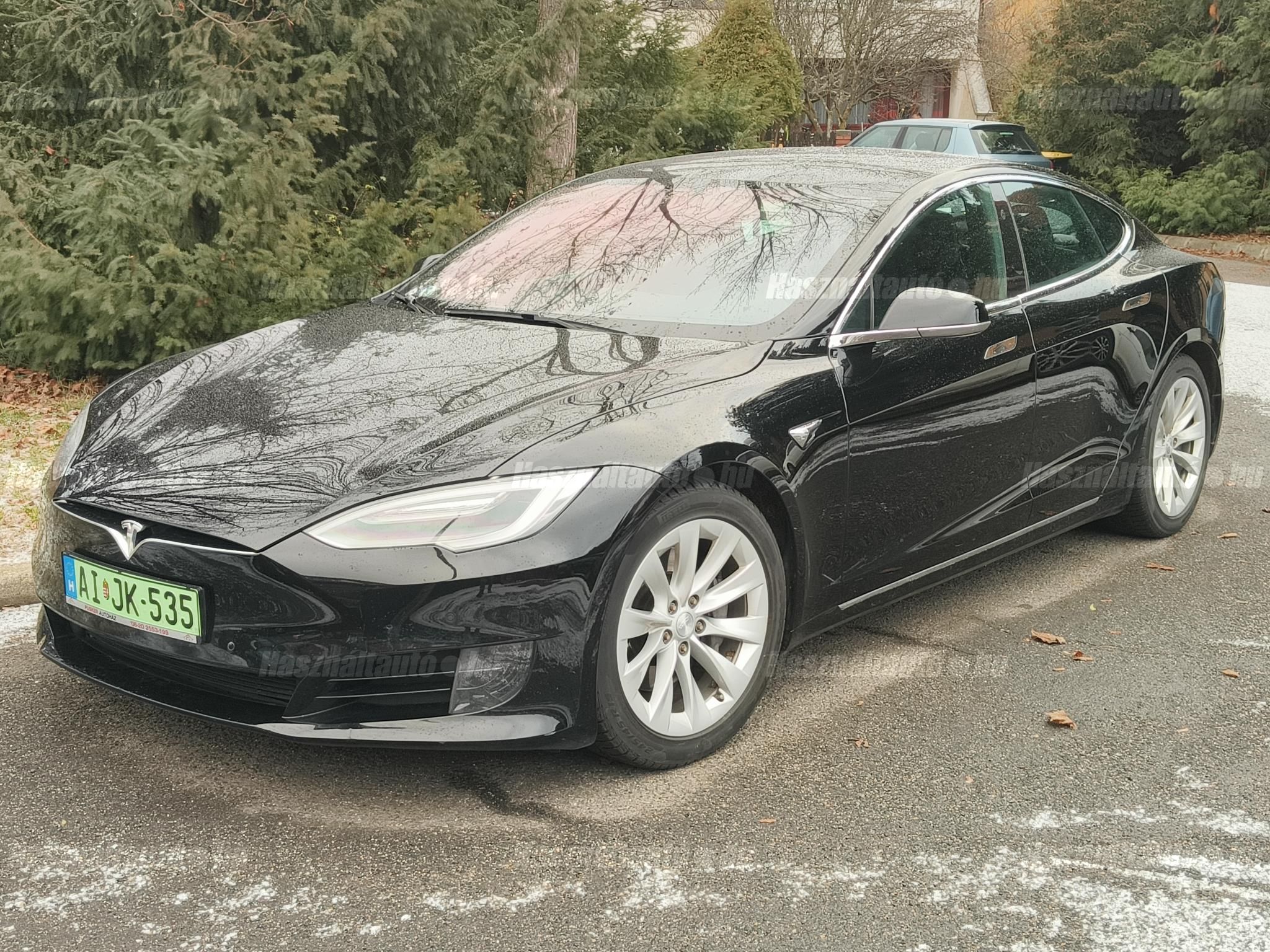 TESLA MODEL S 2017/6 - 1