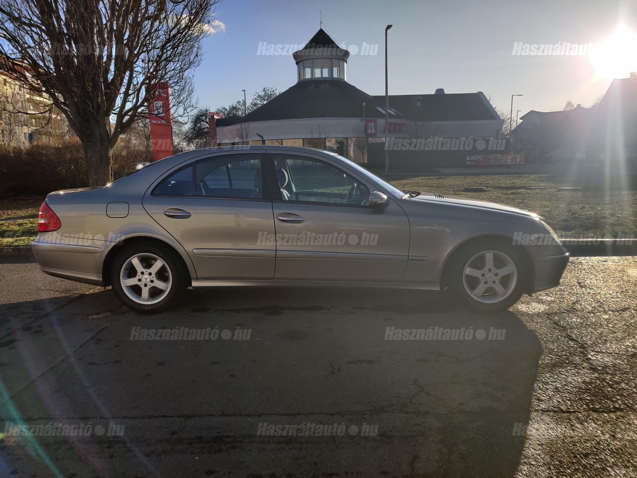 MERCEDES-BENZ E 220 2006 - 1