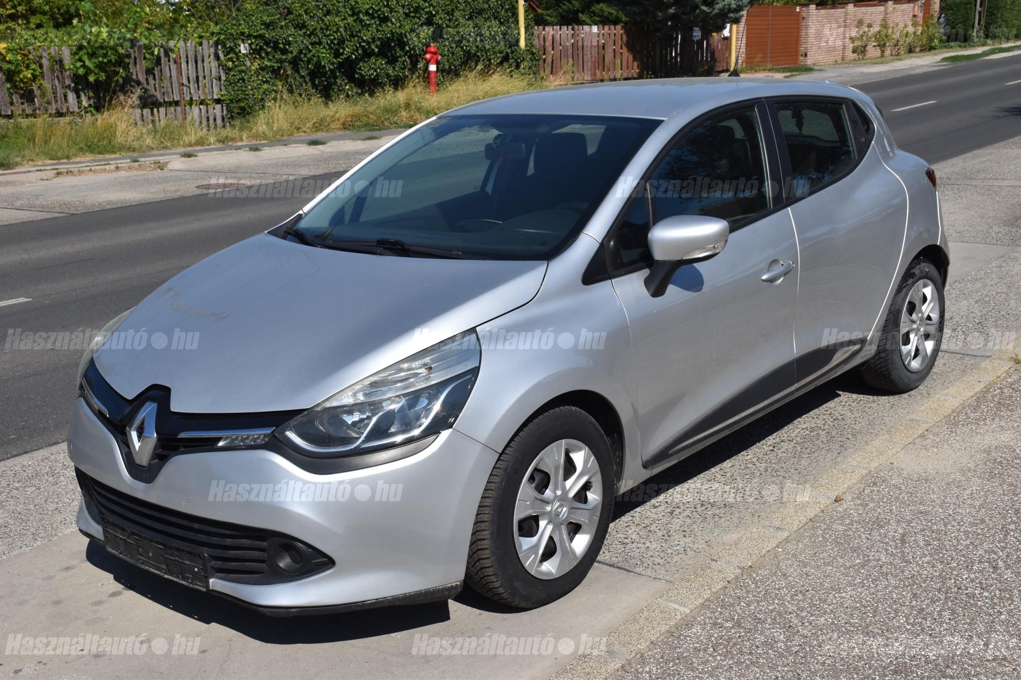 RENAULT CLIO 2016/7 - 1
