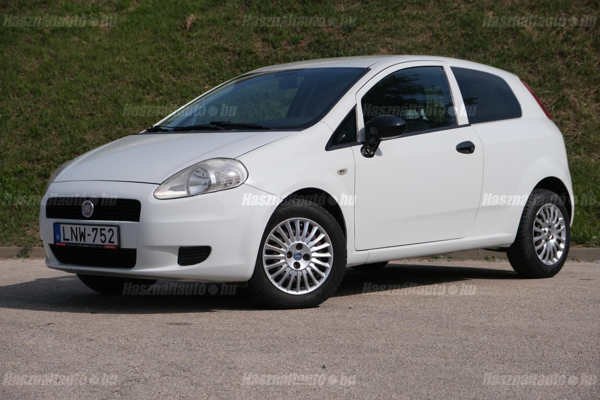 FIAT GRANDE PUNTO 2011/2 - 1