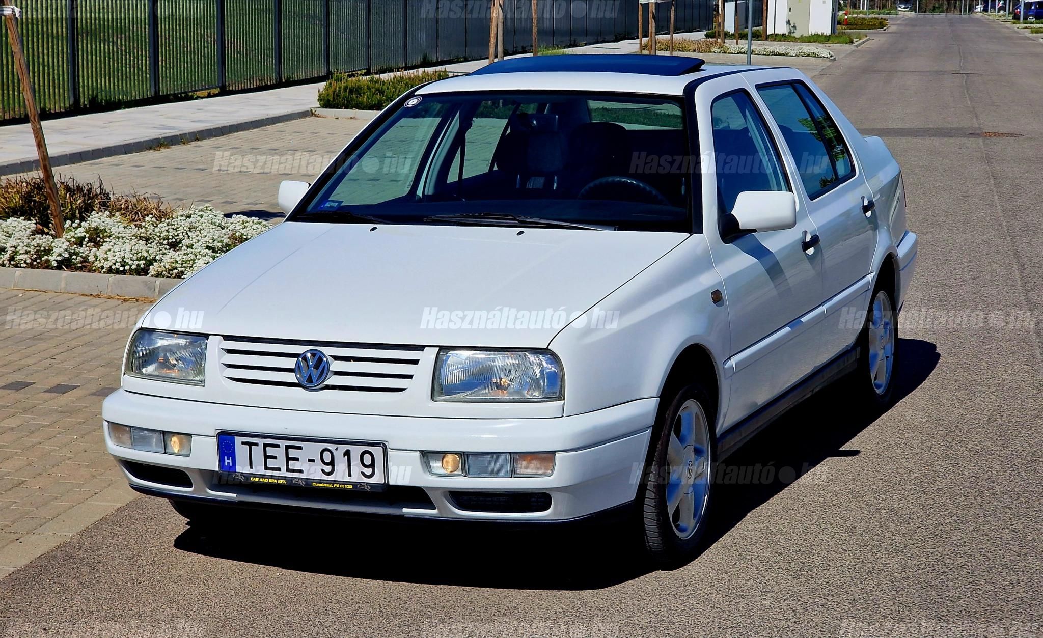 VOLKSWAGEN VENTO 1995/10 - 1