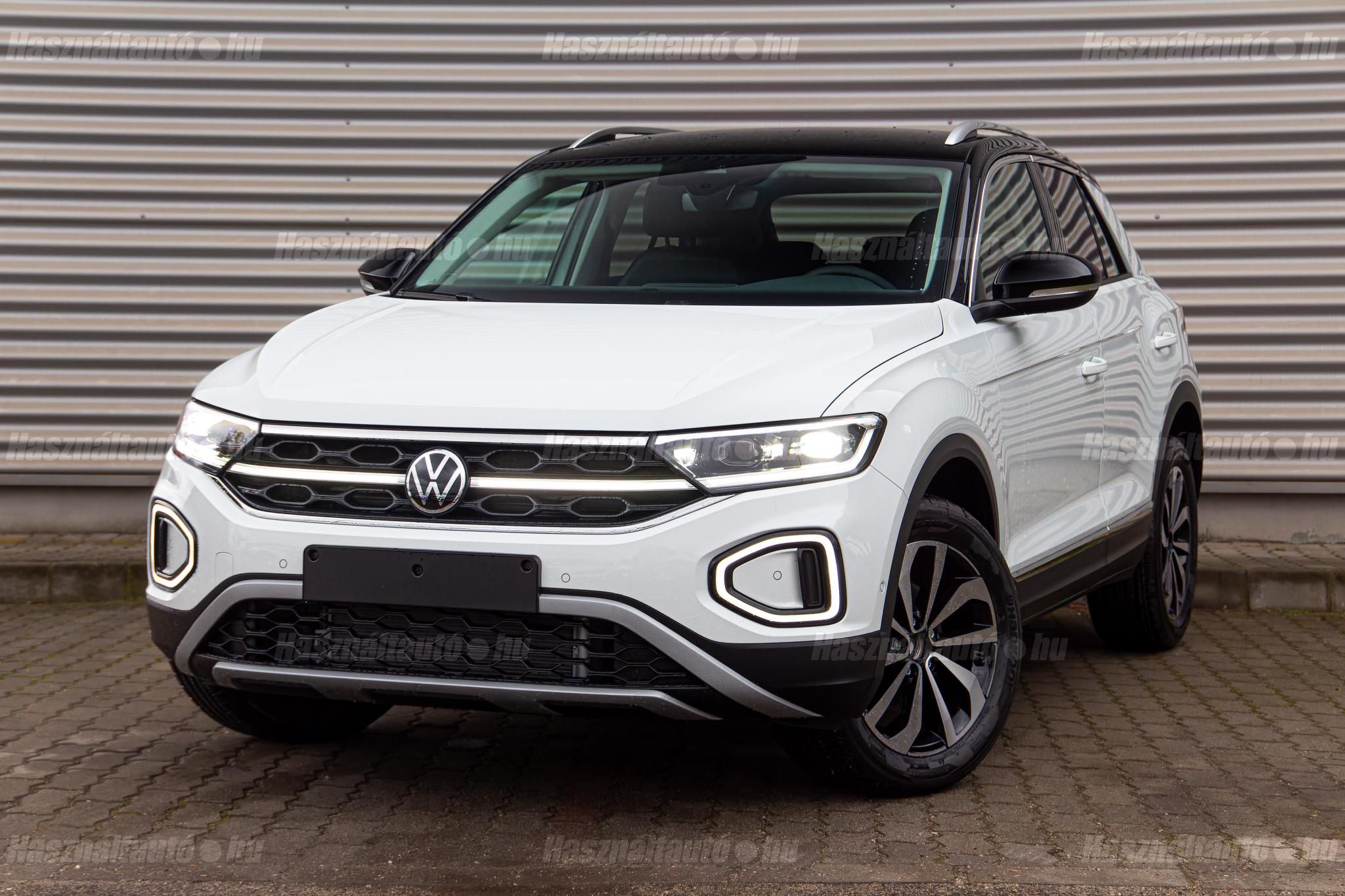 VOLKSWAGEN T-ROC 2026 - 1