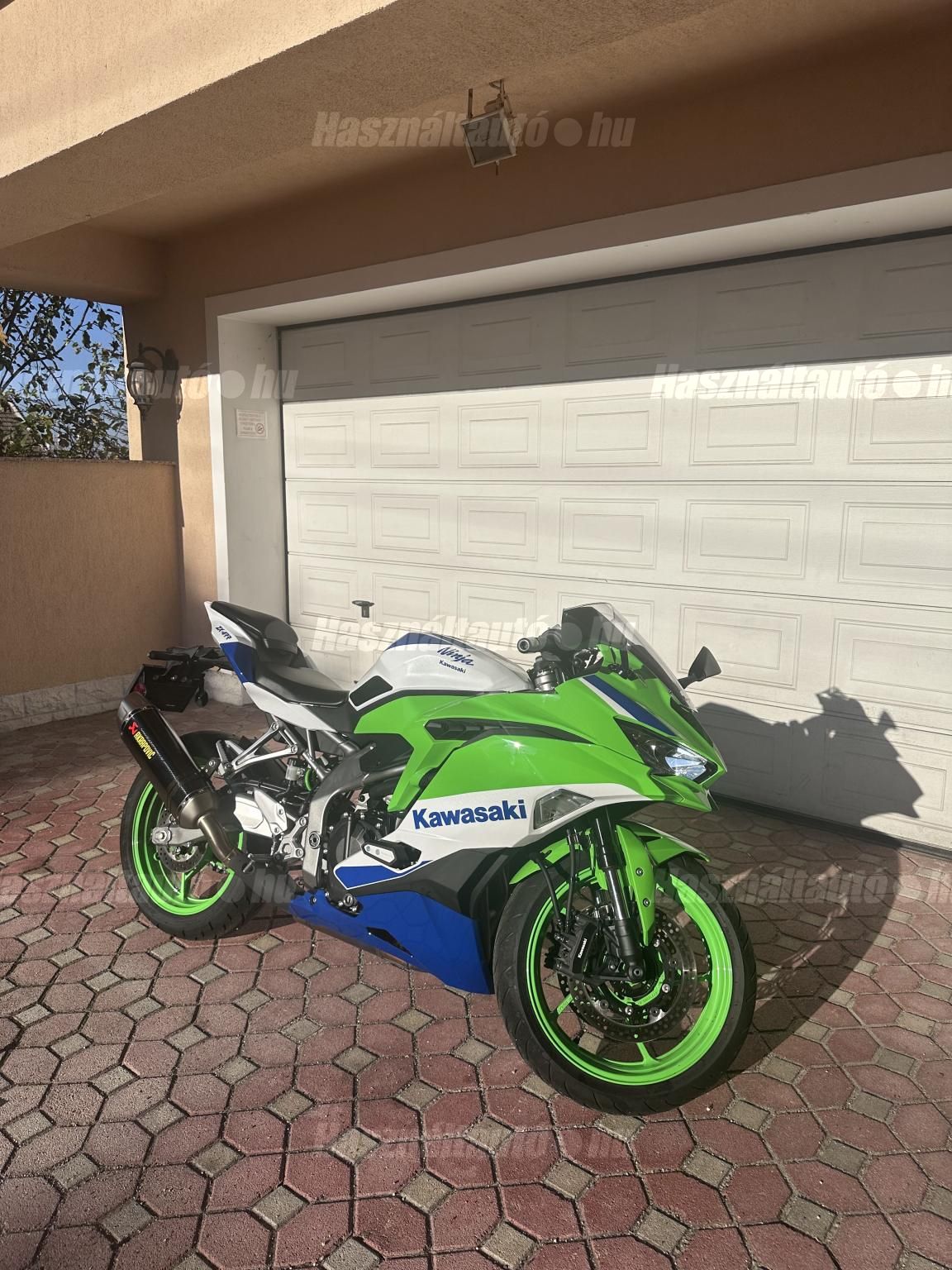 KAWASAKI ZX-4R (NINJA) 2024/4 - 1