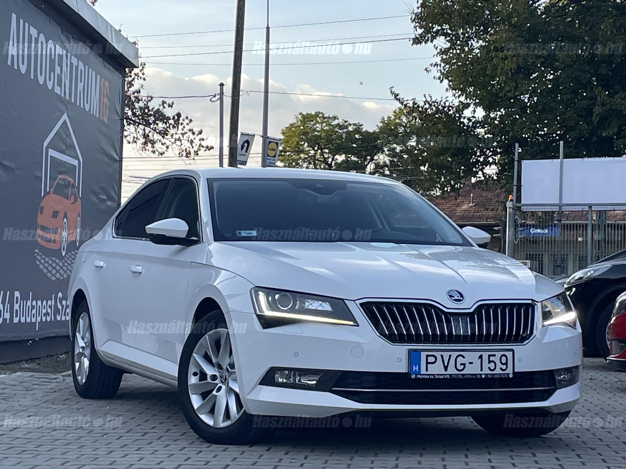 SKODA SUPERB 2018/4 - 1