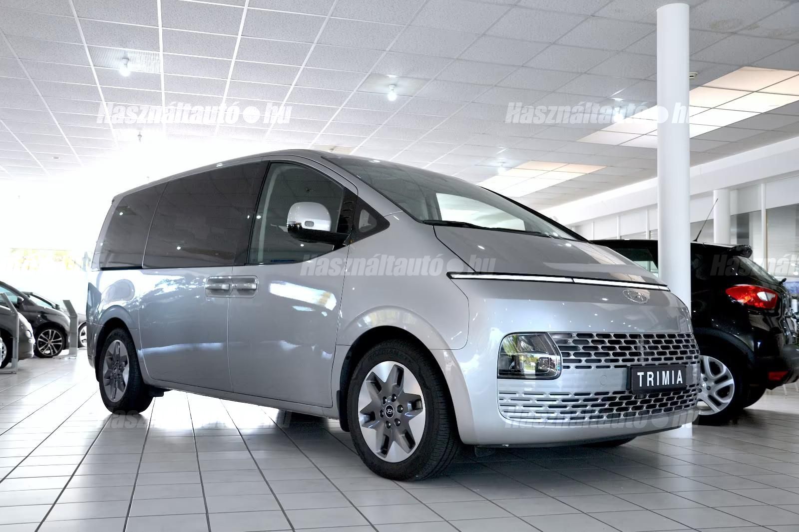 HYUNDAI STARIA 2023 - 1