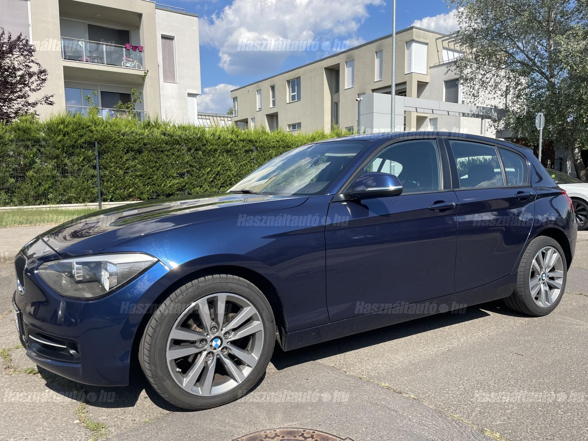BMW 120 2014/11 - 1