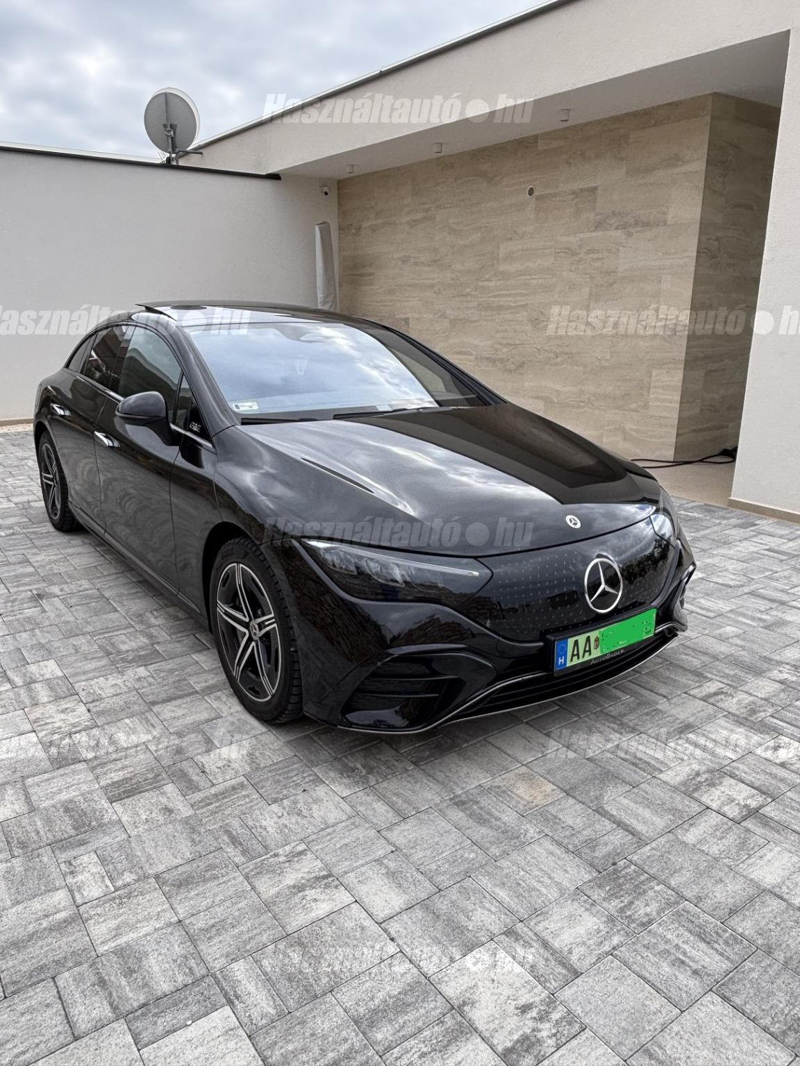 MERCEDES-BENZ EQE 2022/6 - 1