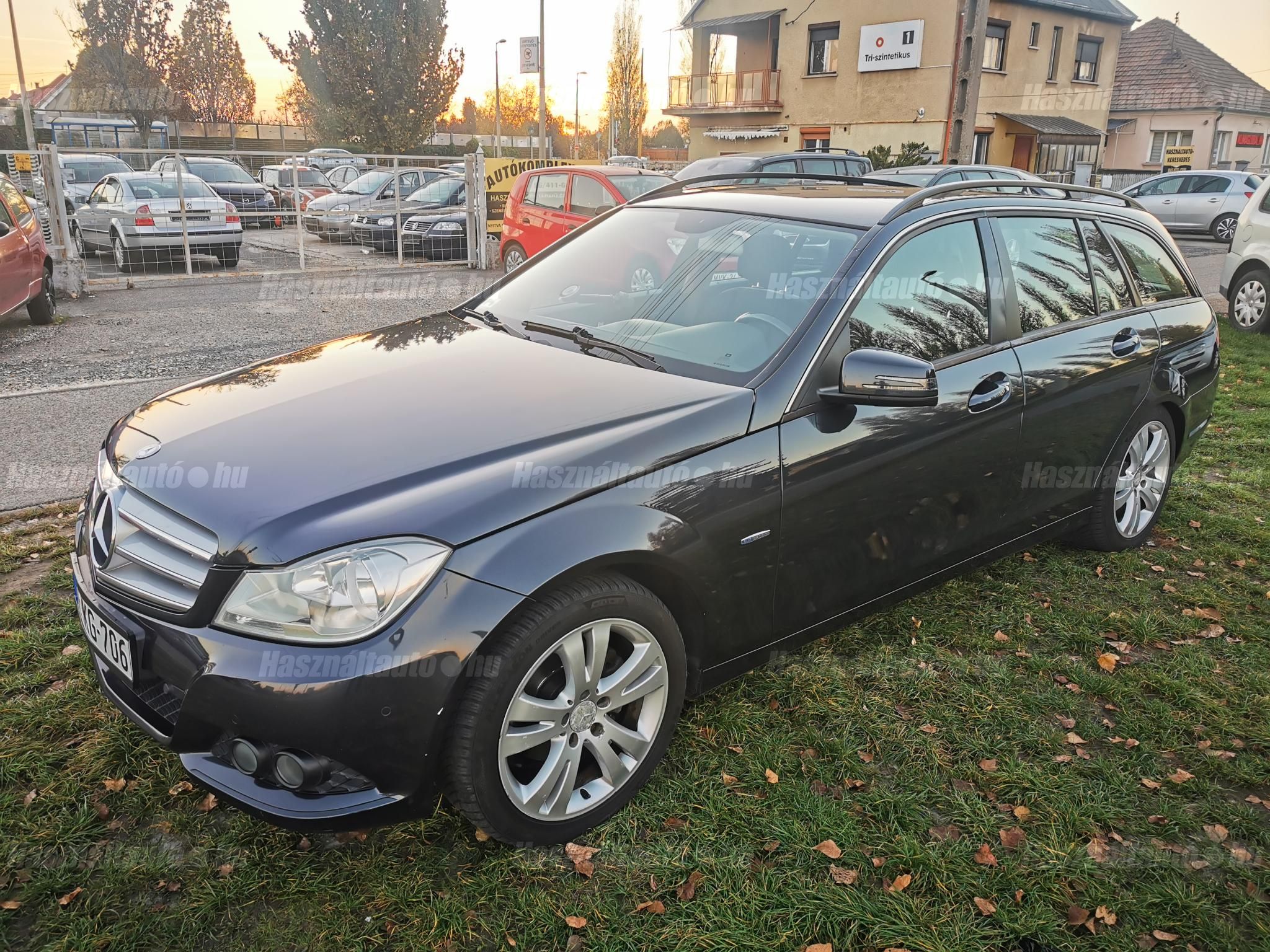 MERCEDES-BENZ C 180 2011/6 - 1