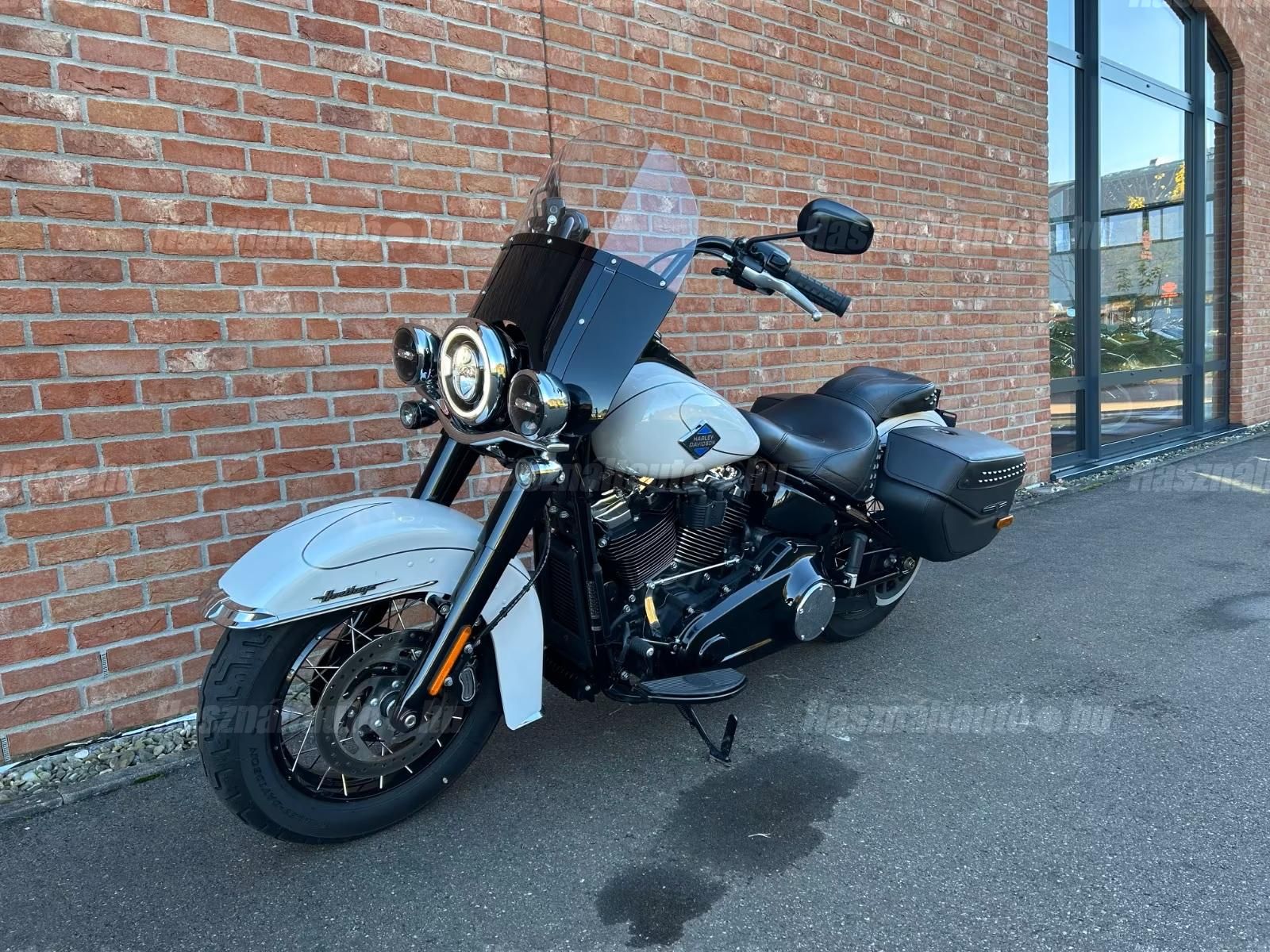 HARLEY-DAVIDSON HERITAGE 2025/4 - 1