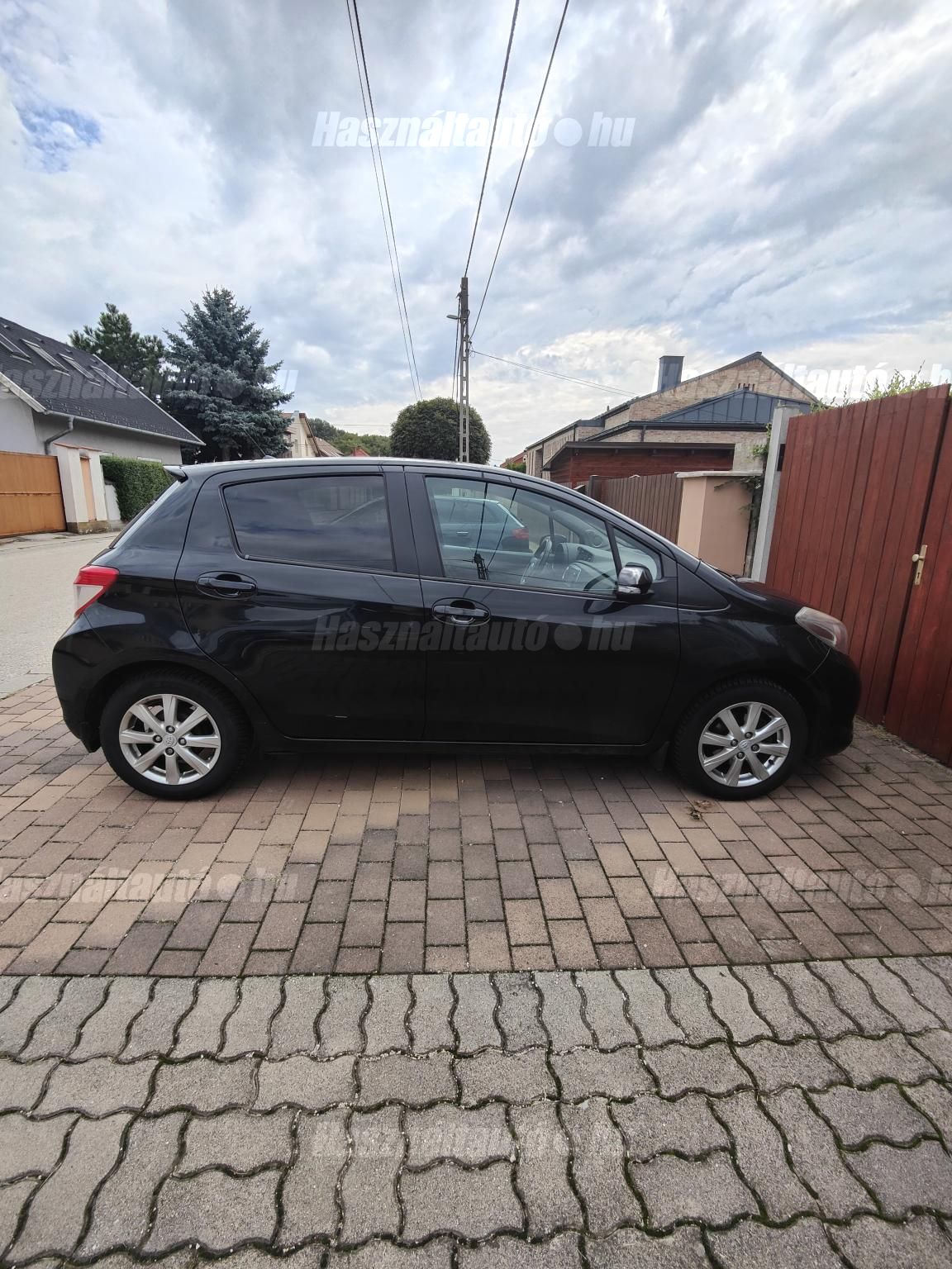 TOYOTA YARIS 2012/11 - 1