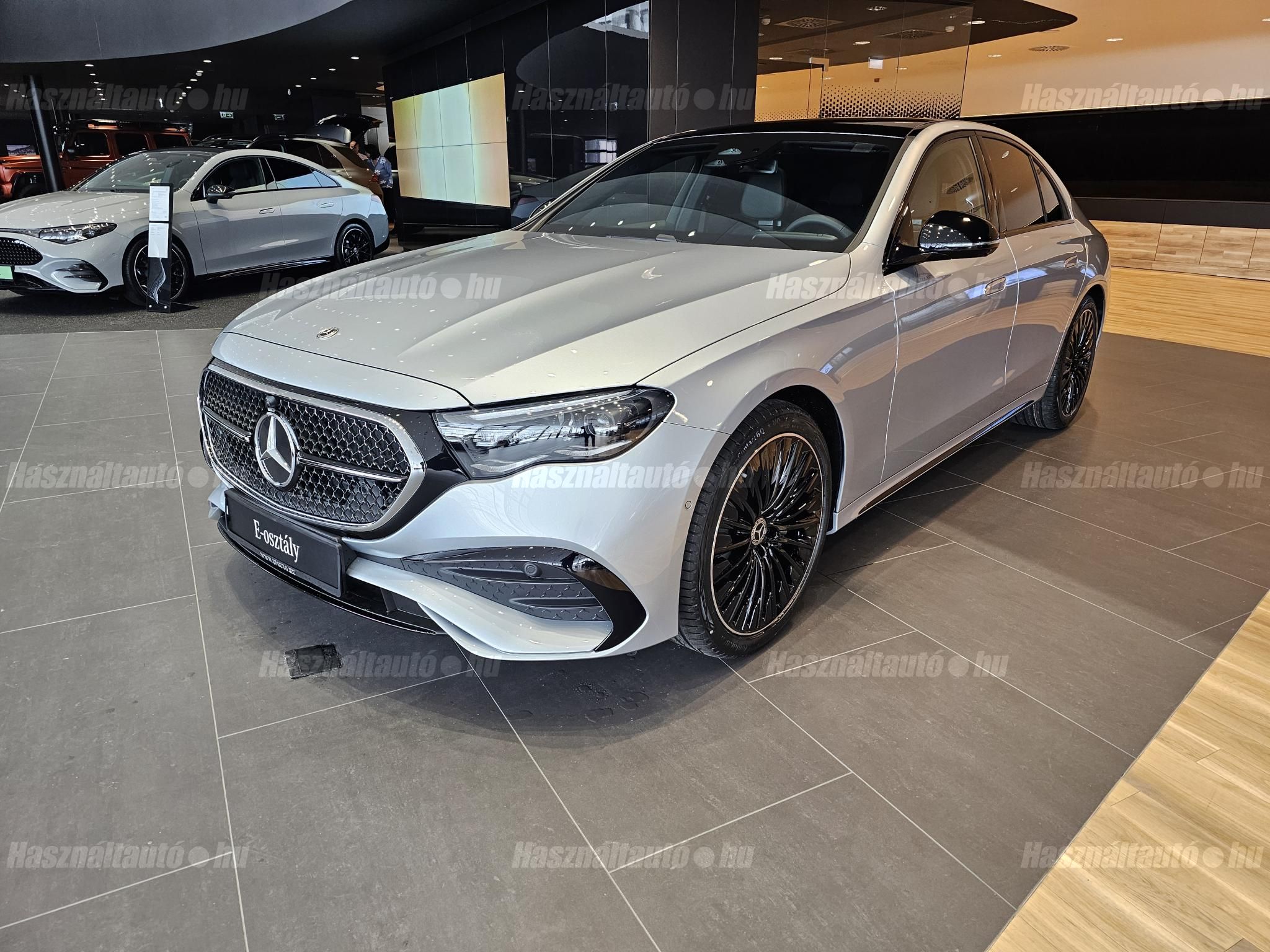 MERCEDES-BENZ E 220 2026 - 1