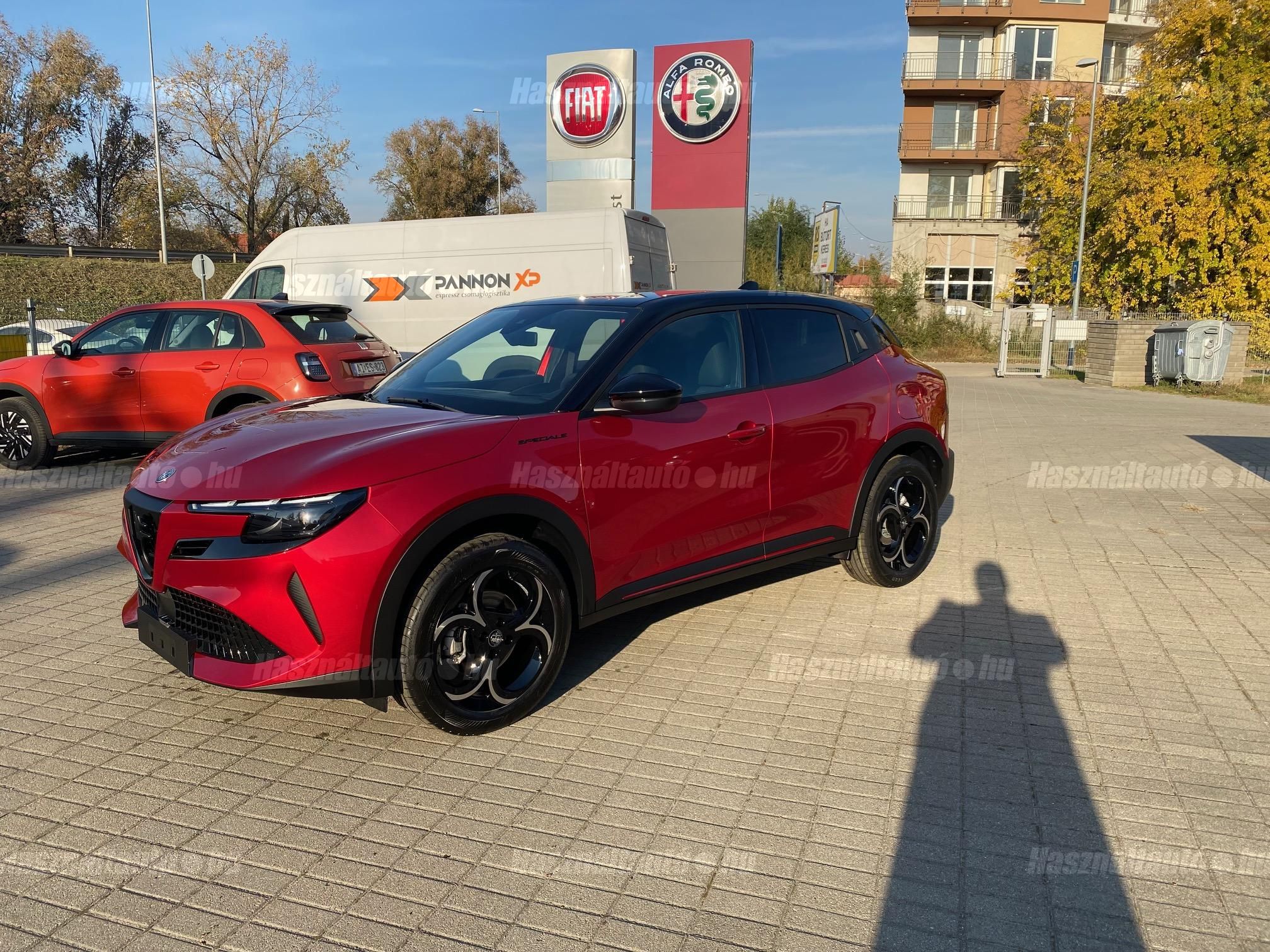 ALFA ROMEO JUNIOR 2026 - 1