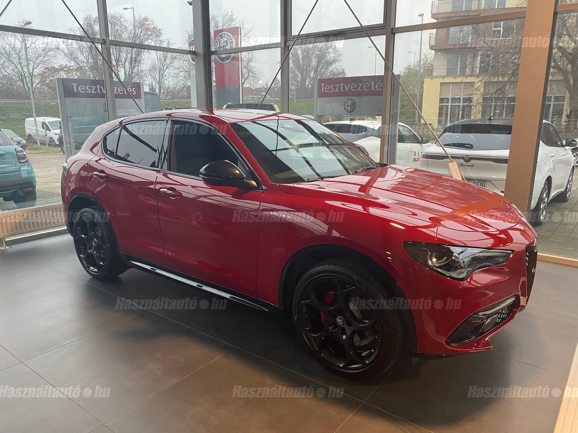 ALFA ROMEO STELVIO 2026 - 1