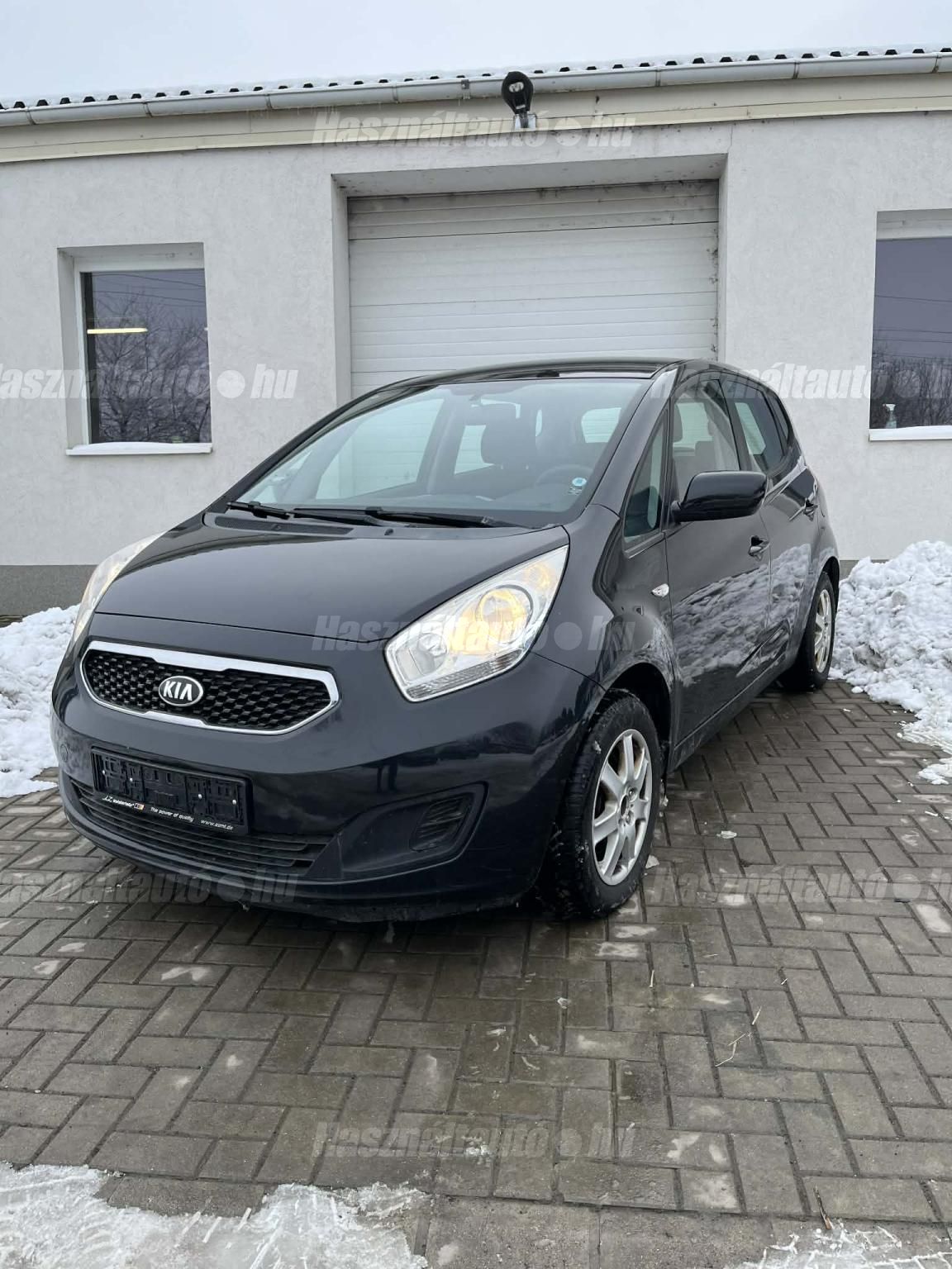 KIA VENGA 2014/5 - 1